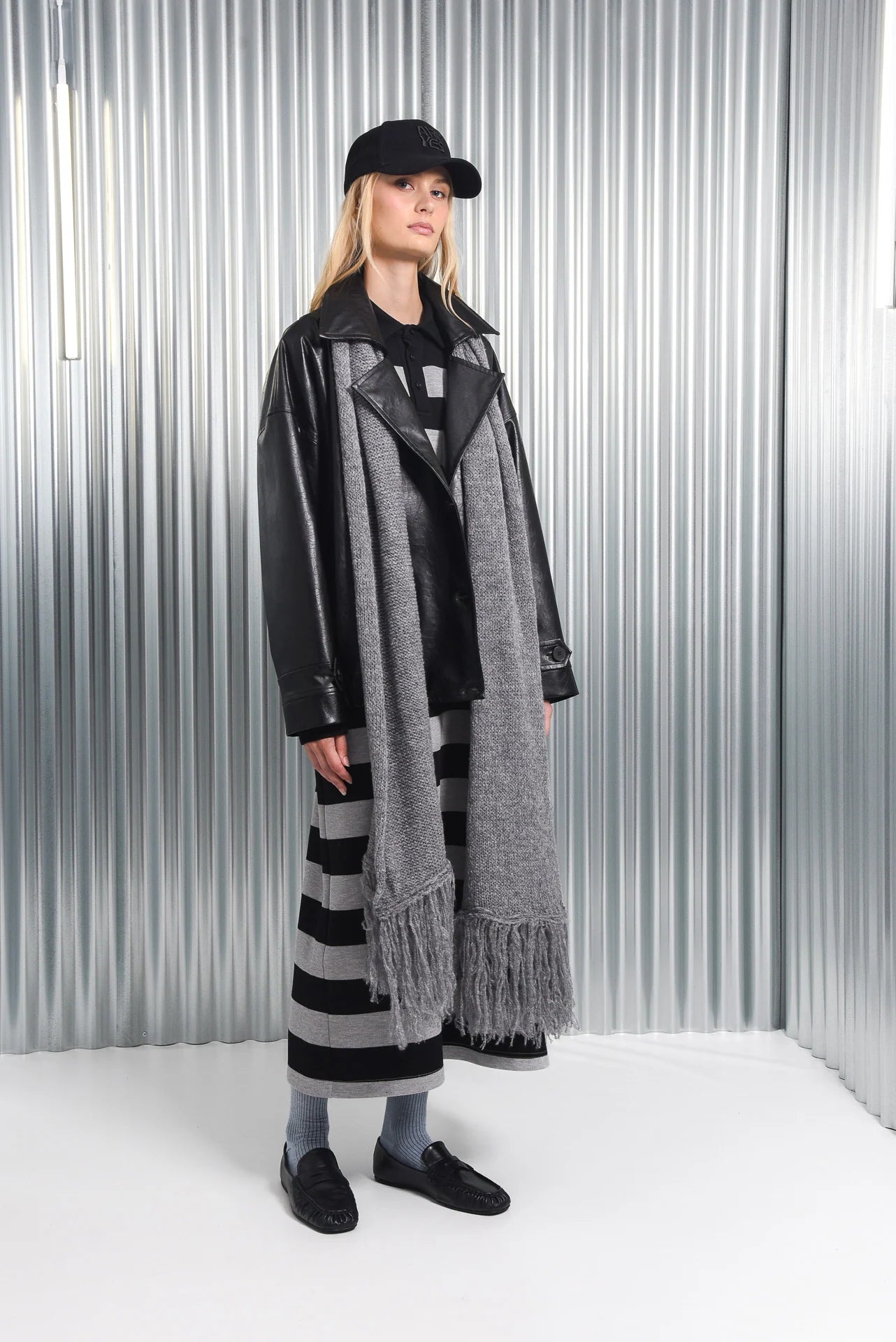 YAMATA LONG DRESS GREY/BLACK