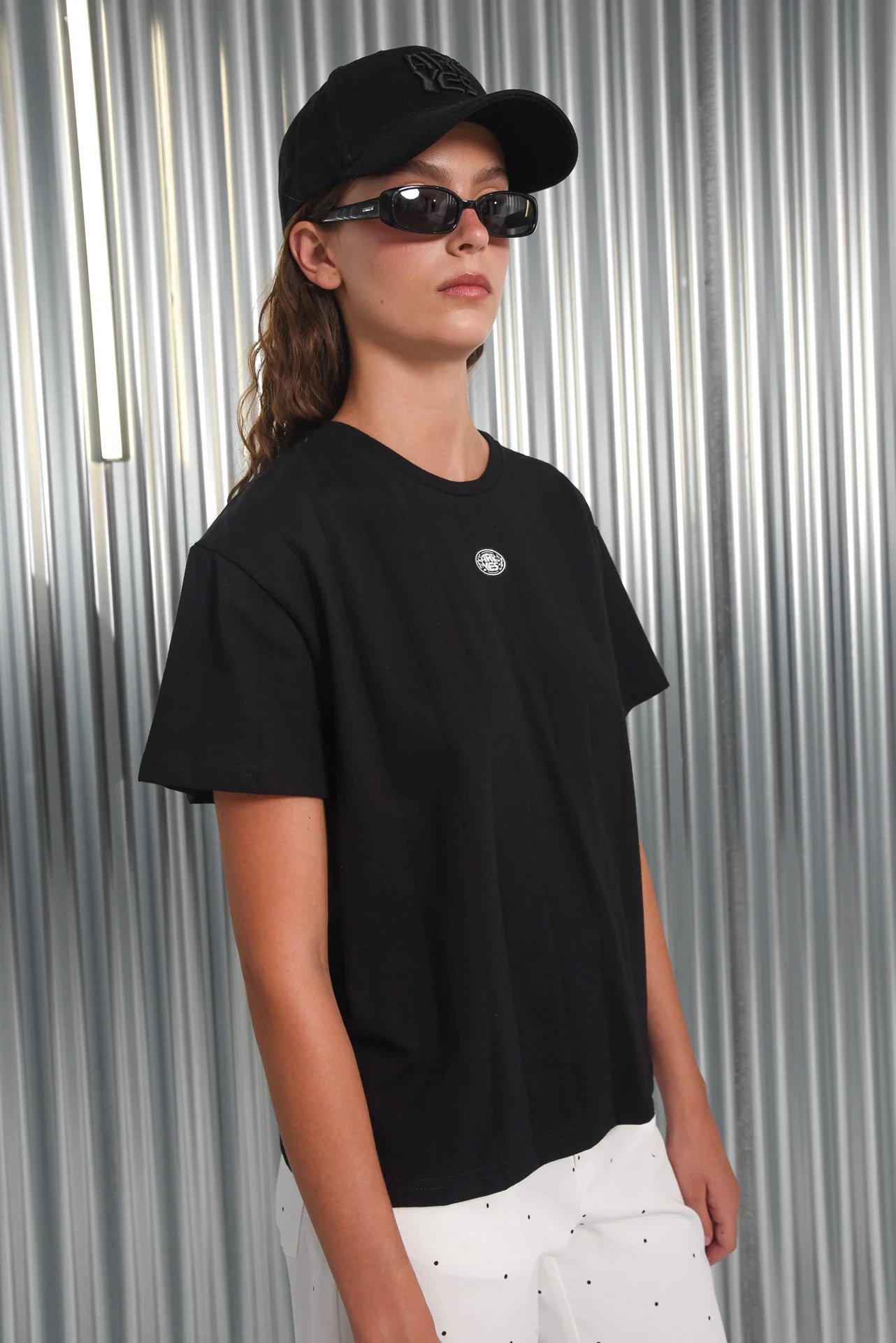 BROKEN TEE BLACK