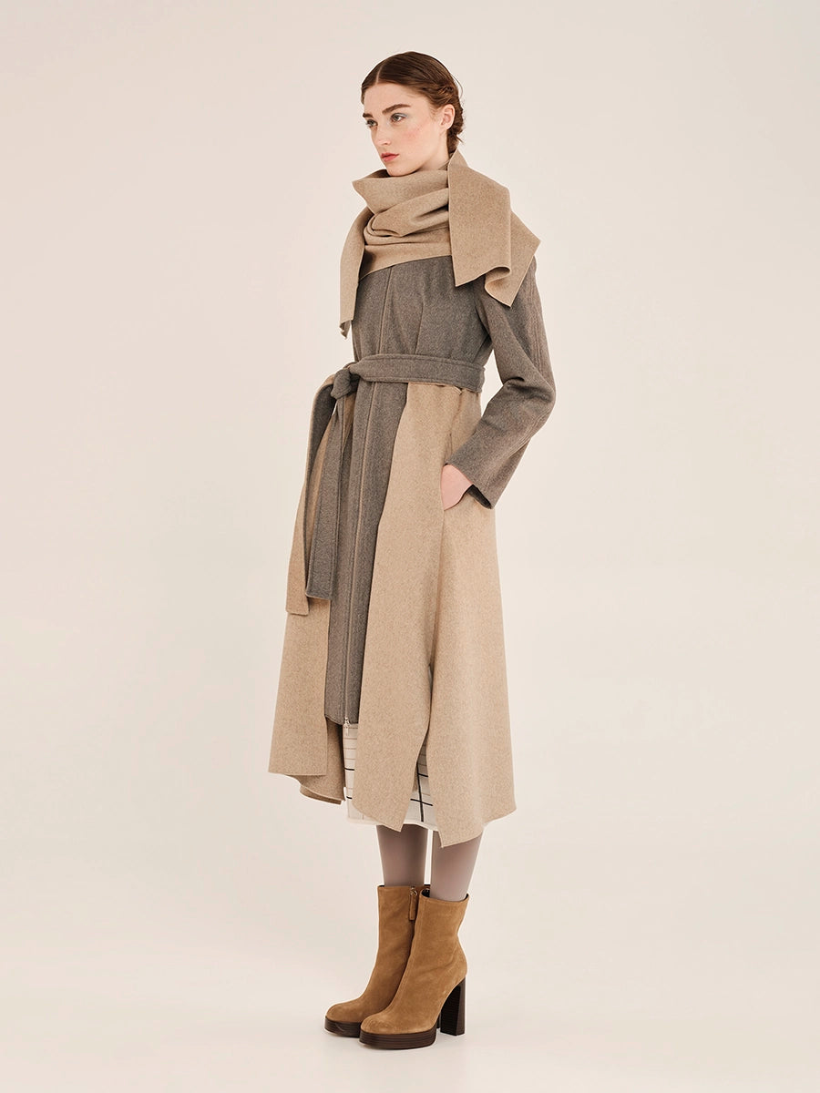 Long Coat with Attached Scarf – Sculptures W25363