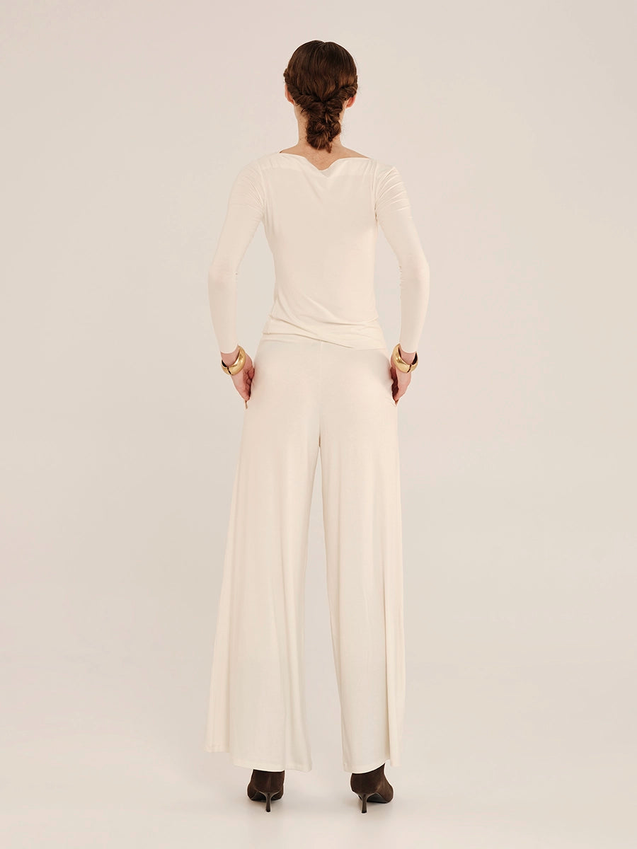 Longsleeved Top with Draped Shoulder – Inner Material W25205