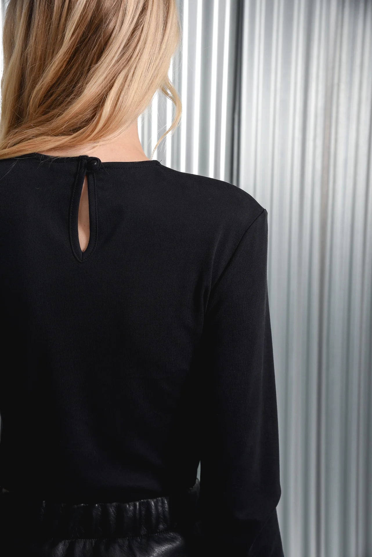 KIRIN TOP BLACK