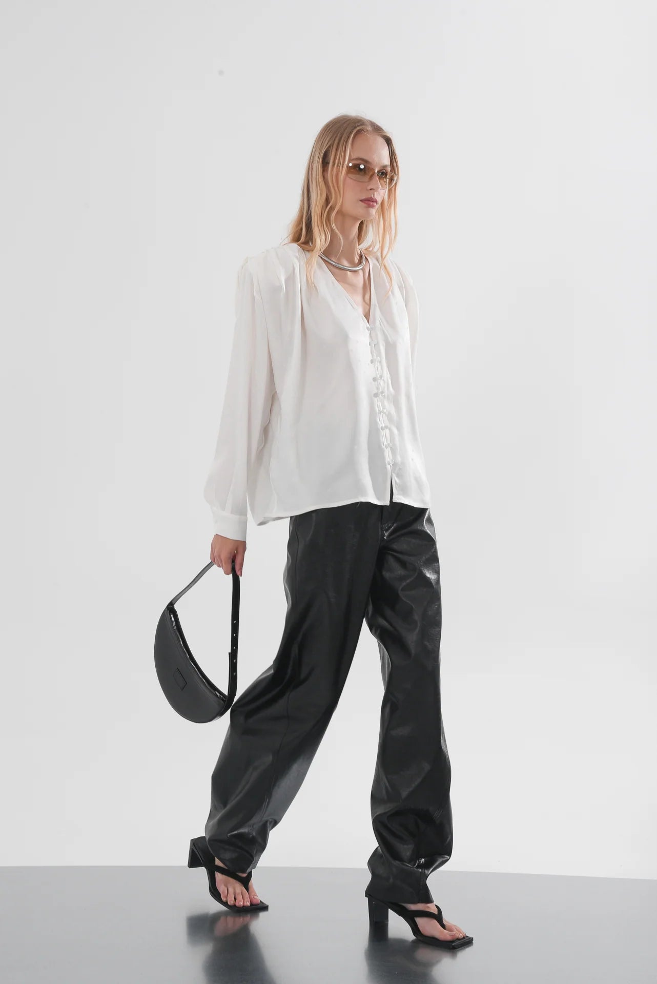 HEBI PANTS BLACK