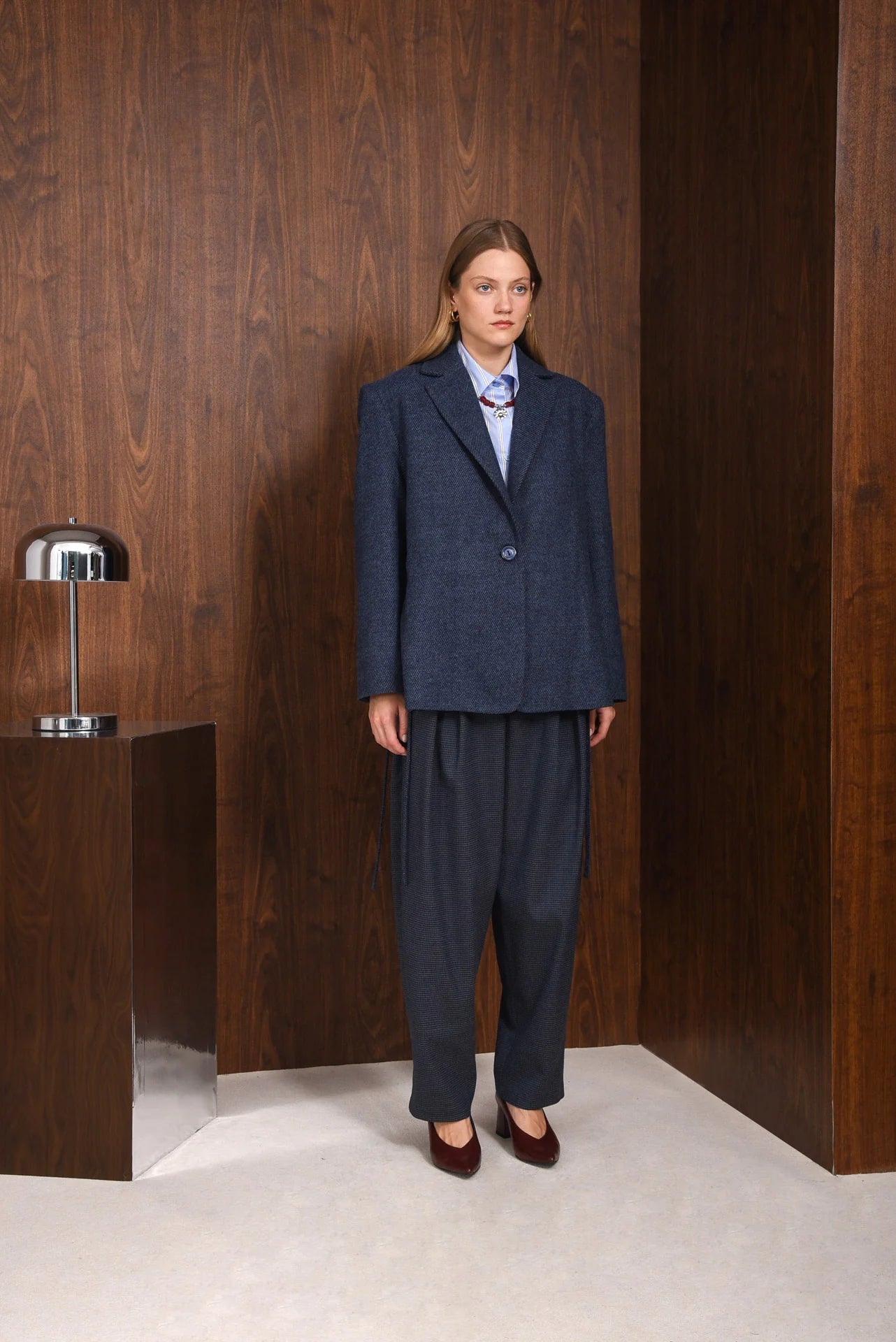 DECIDE SHORT COAT BLUE