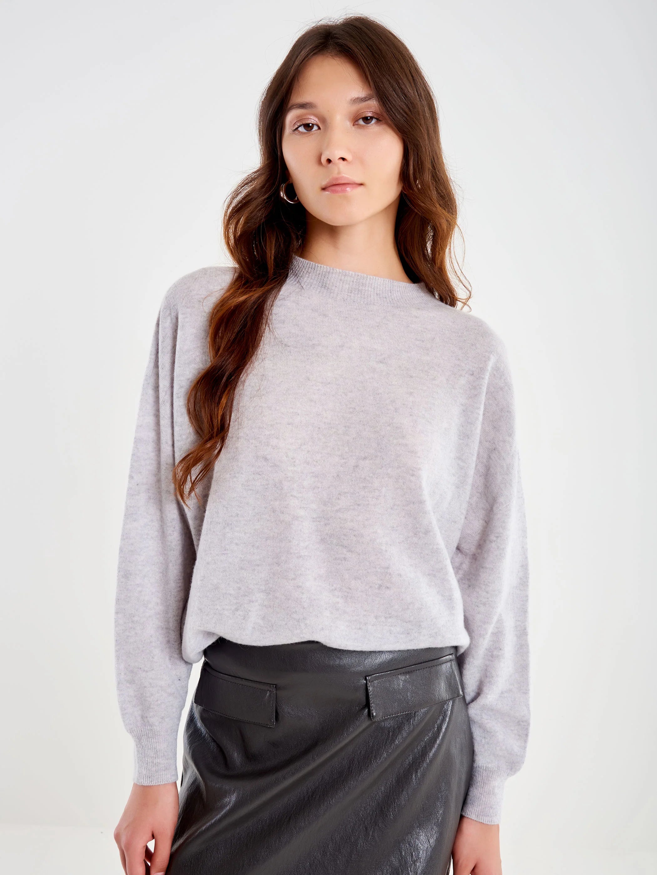 Cashmere Blend Pullover with Cretere Neckline
