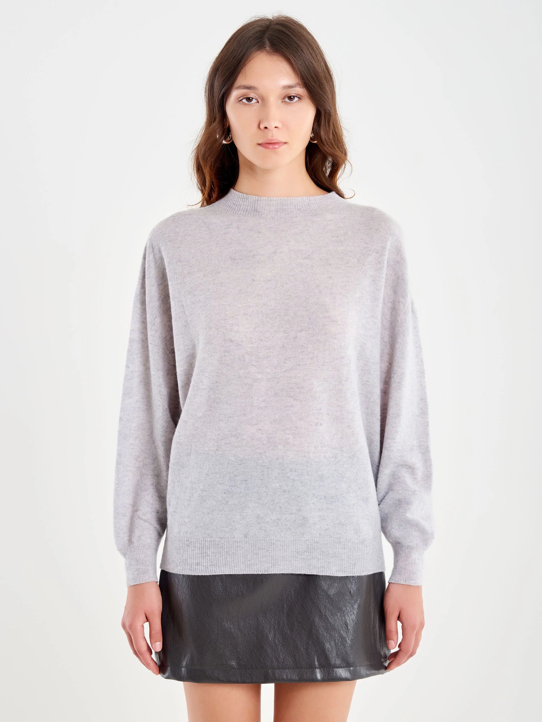 Cashmere Blend Pullover with Cretere Neckline