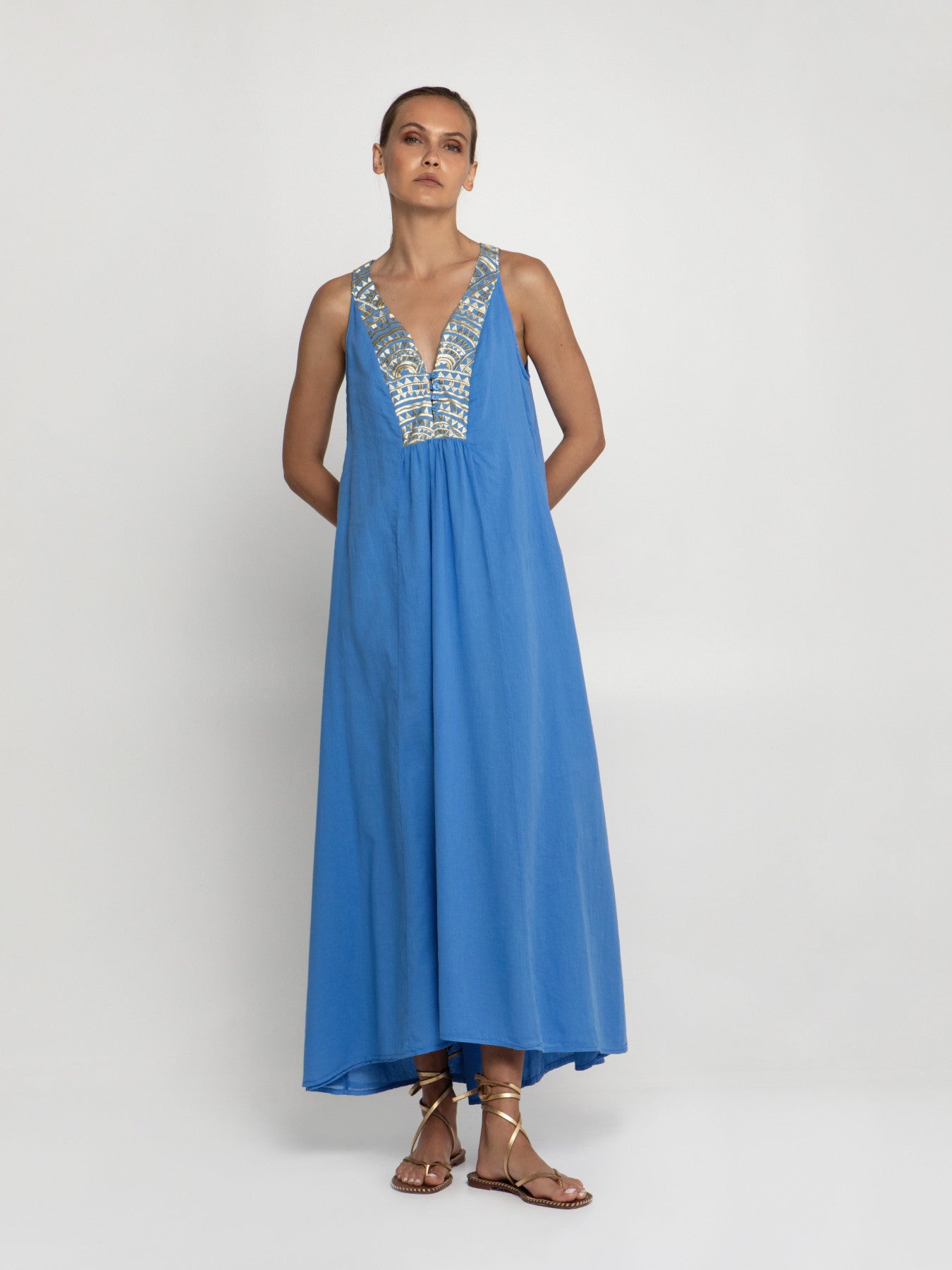 Black Triangle Embroidered Sleeveless Maxi Dress 3113042