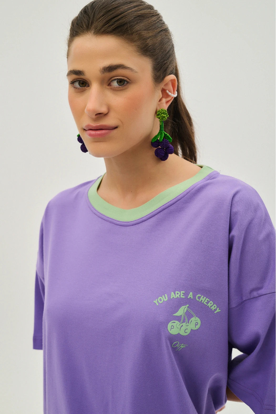 Woman T-shirt with Silk Screen Print - Cherry Lilac