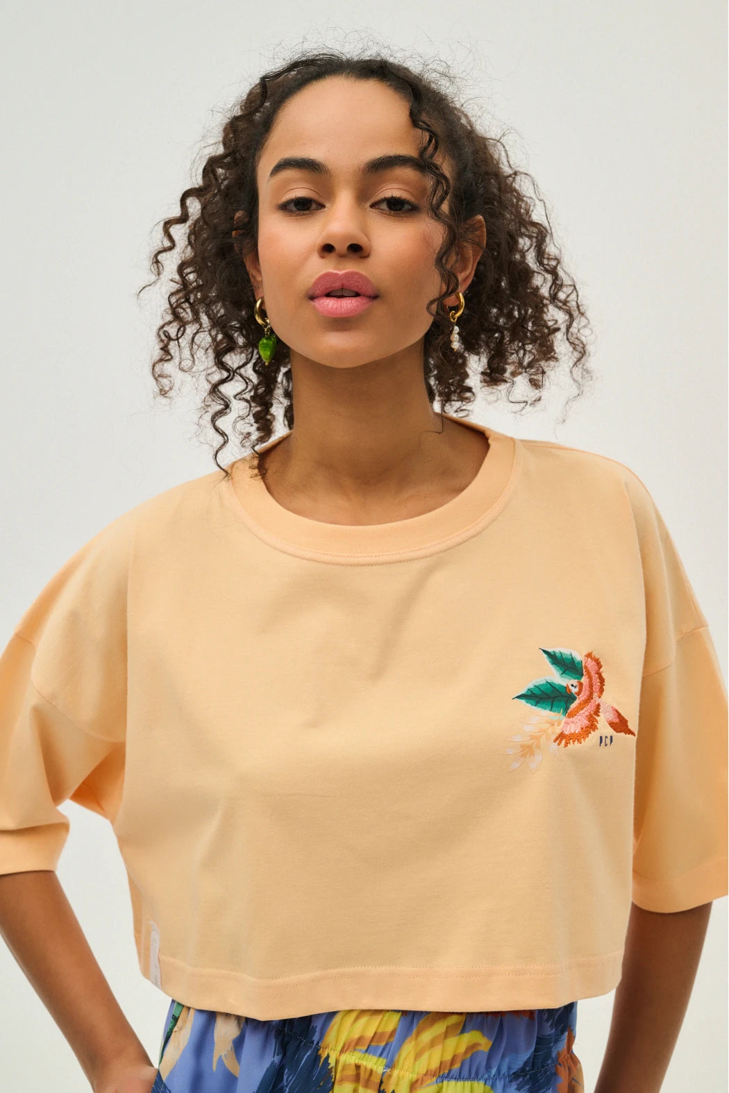Woman crop top with print - Parrot