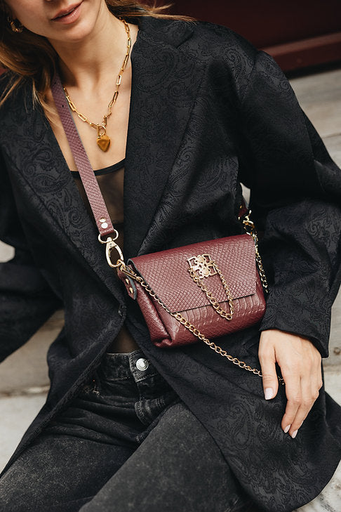 "Don't stop the dance" shoulder bag, cherry