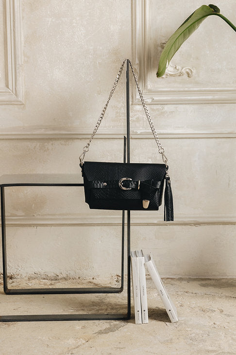 "Regret me" shoulder bag