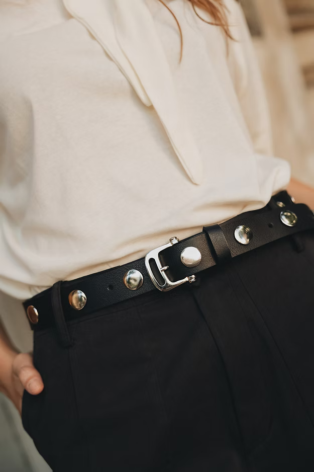 “Break my stride” leather belt black nickel