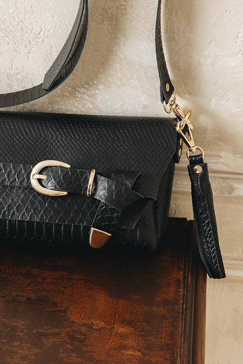 "Regret me" shoulder bag