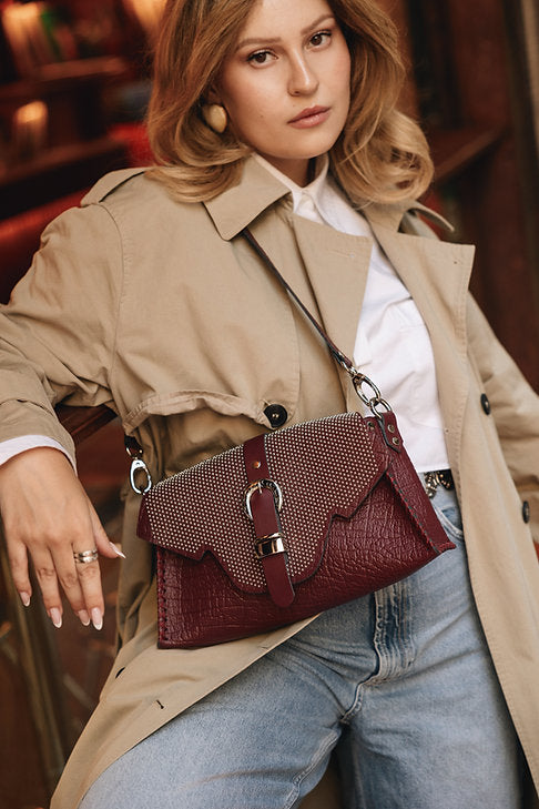 "Go your own way" shoulder bag, cherry nickel