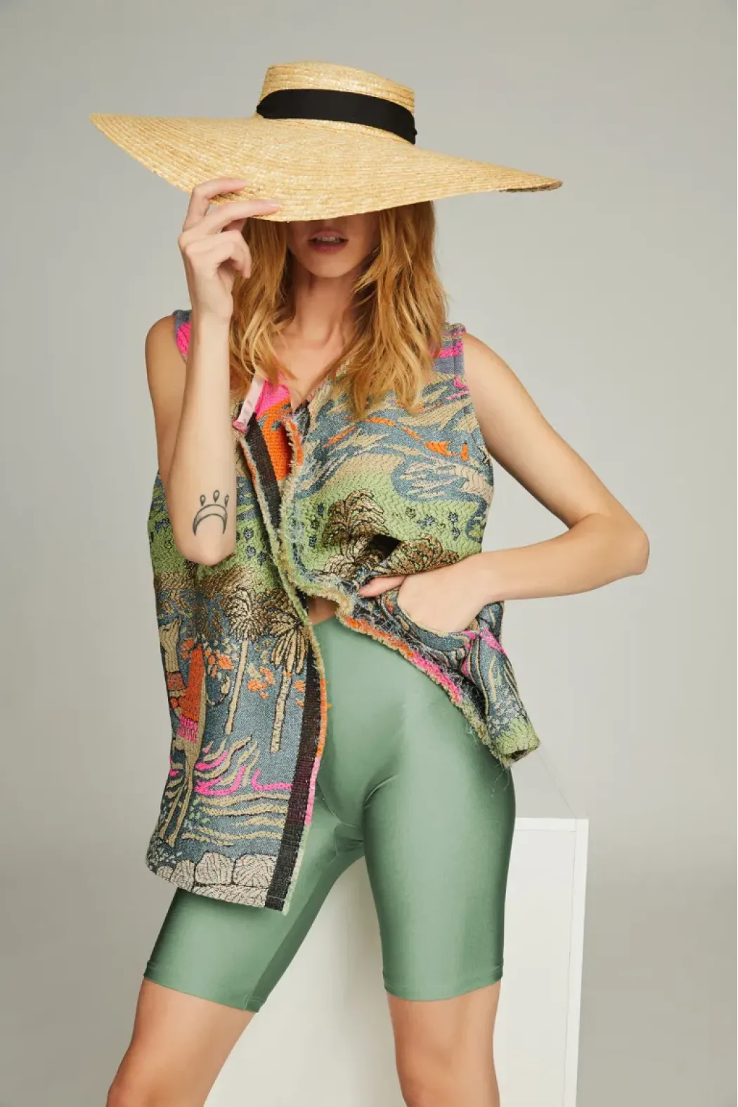 Amaryllis Biker Shorts