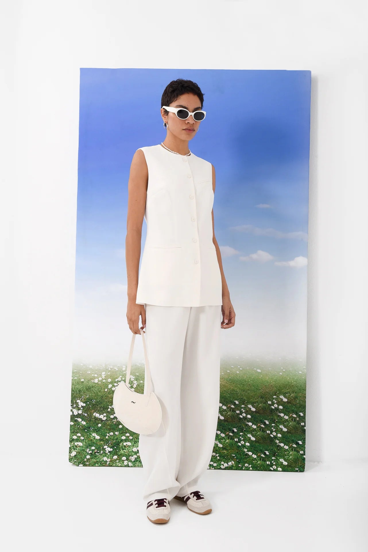 NOA VEST WHITE