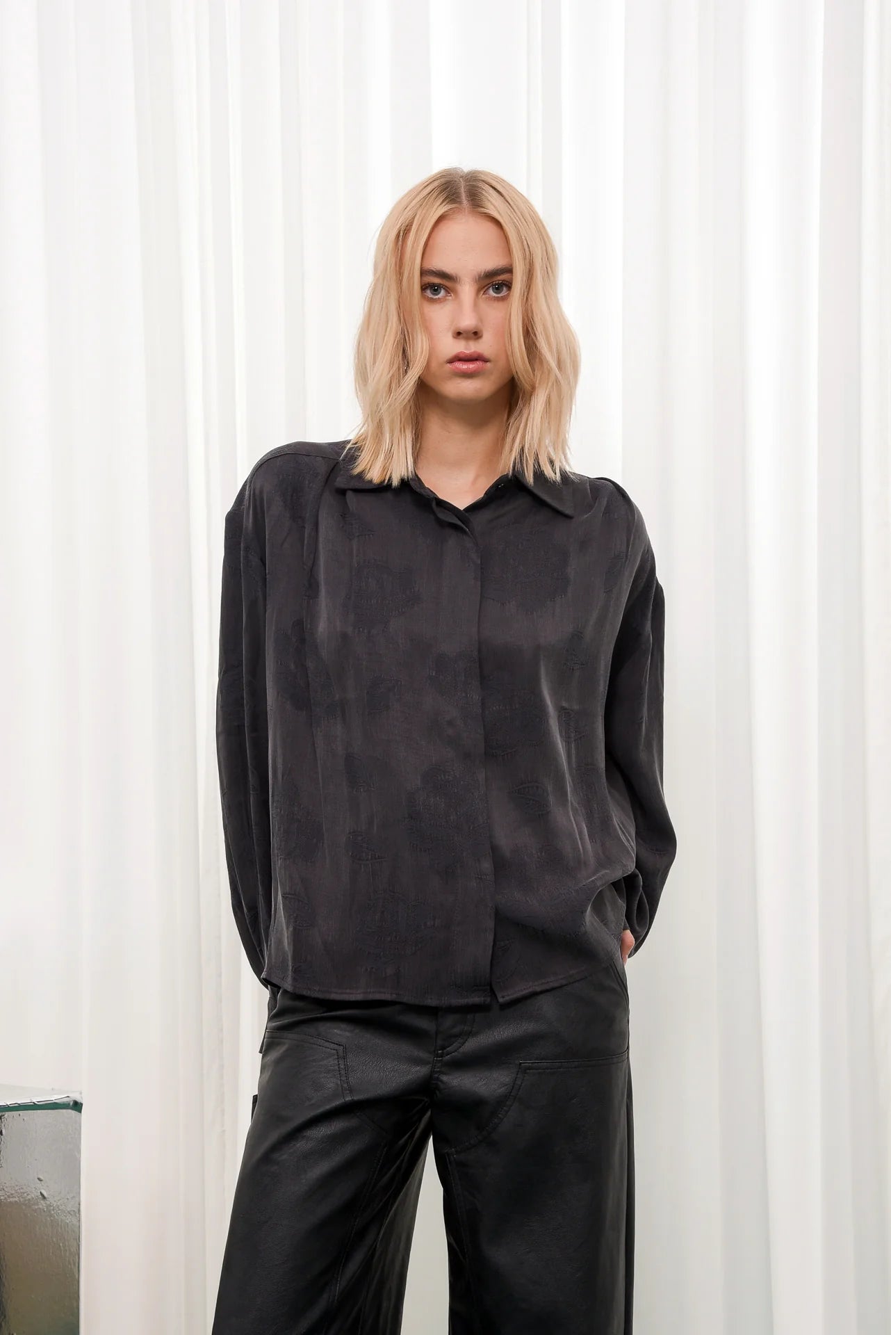 INNER VOICE SHIRT ANTHRACITE