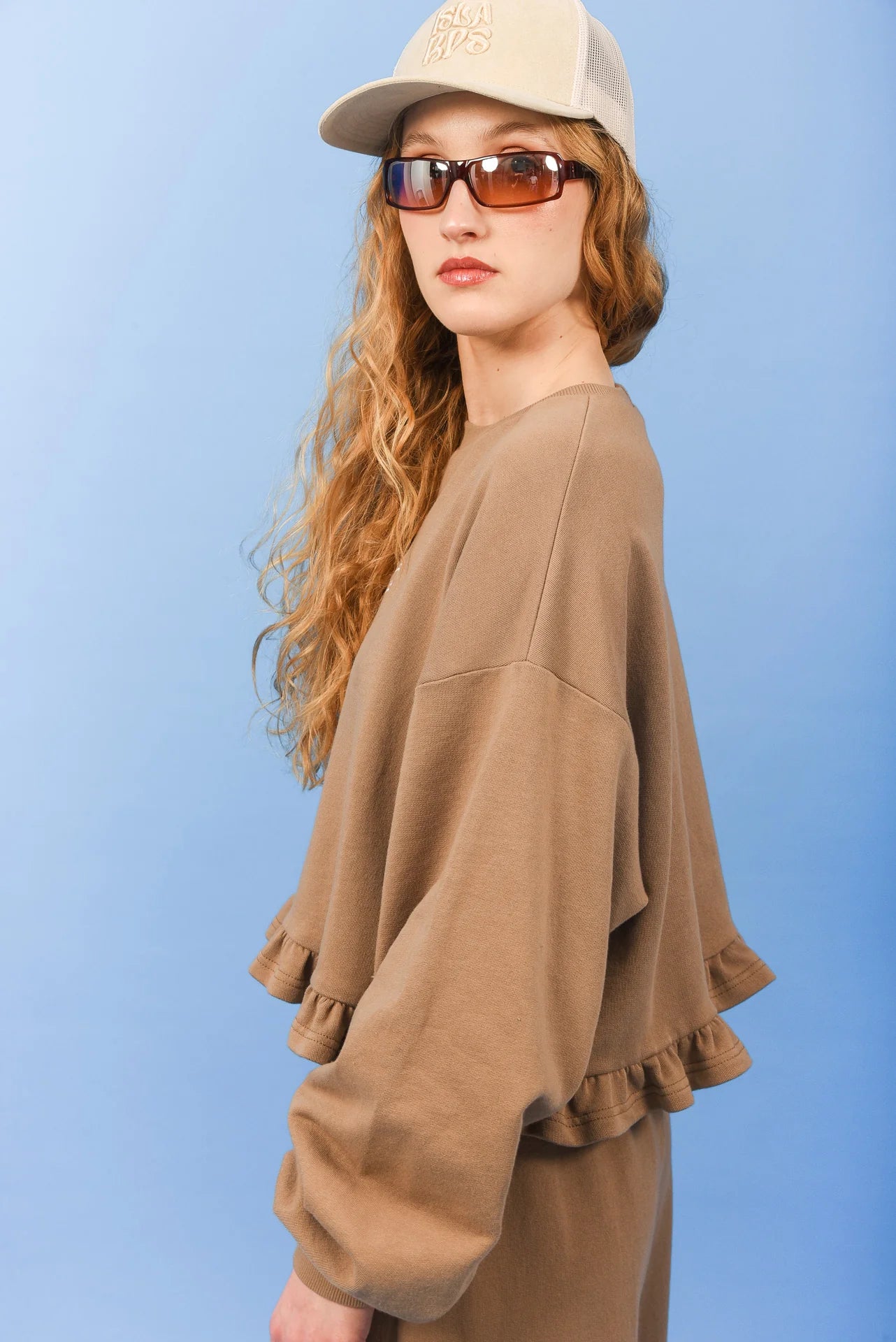 EASY LIVING SWEATER CAMEL