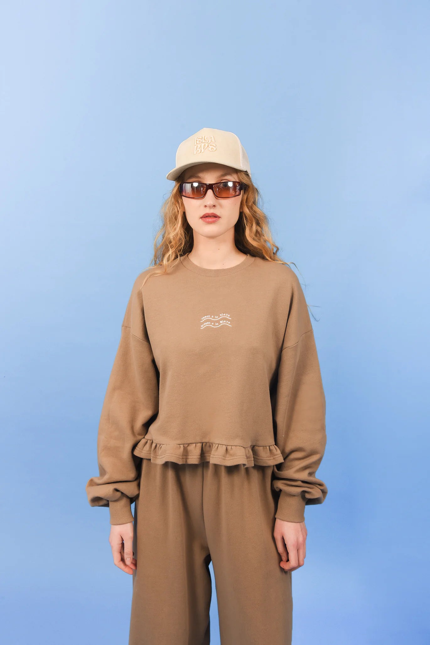 EASY LIVING SWEATER CAMEL