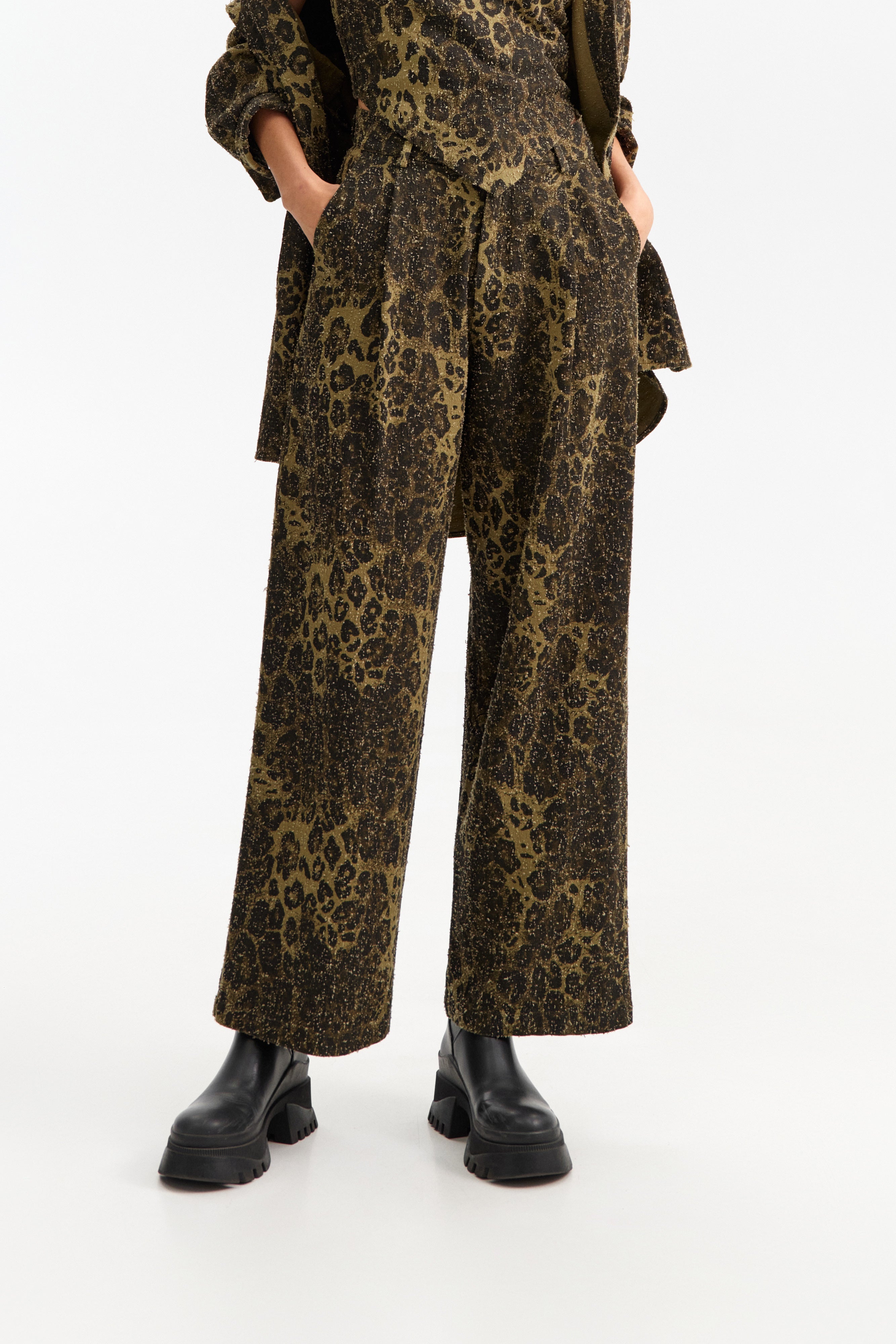 PANTALONI ART. EFW250092