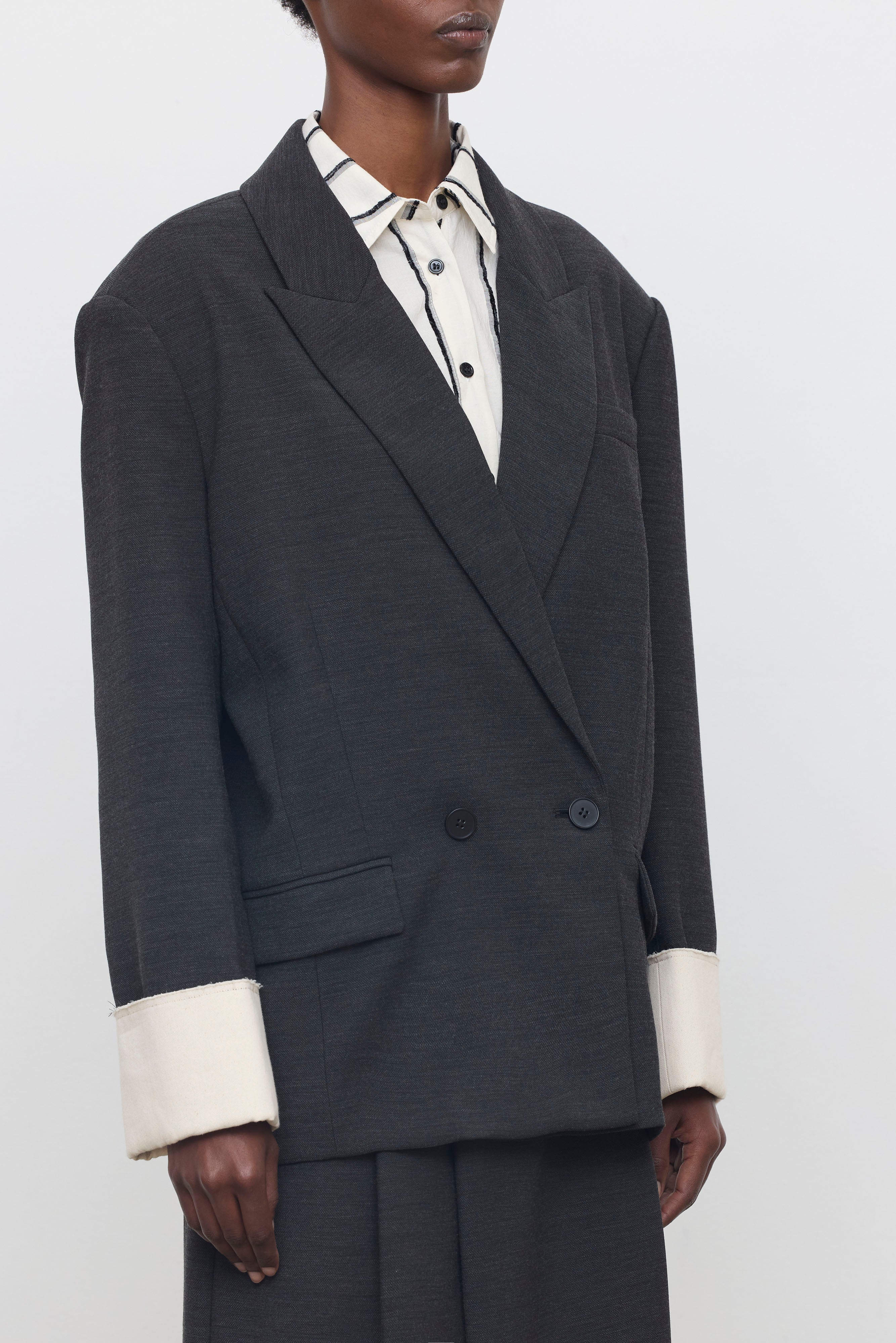 EFW260057 BLAZER