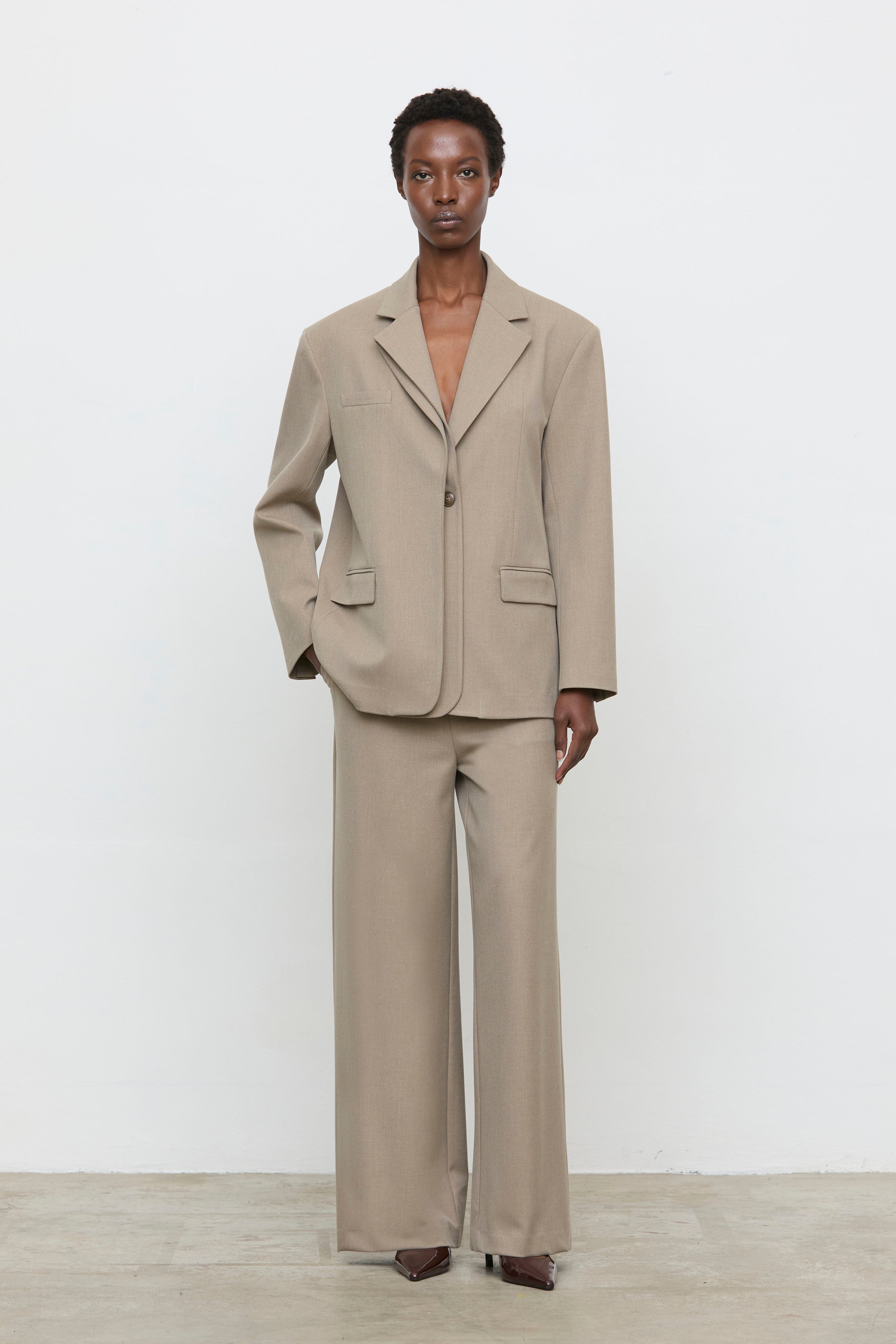 EFW260150 BLAZER
