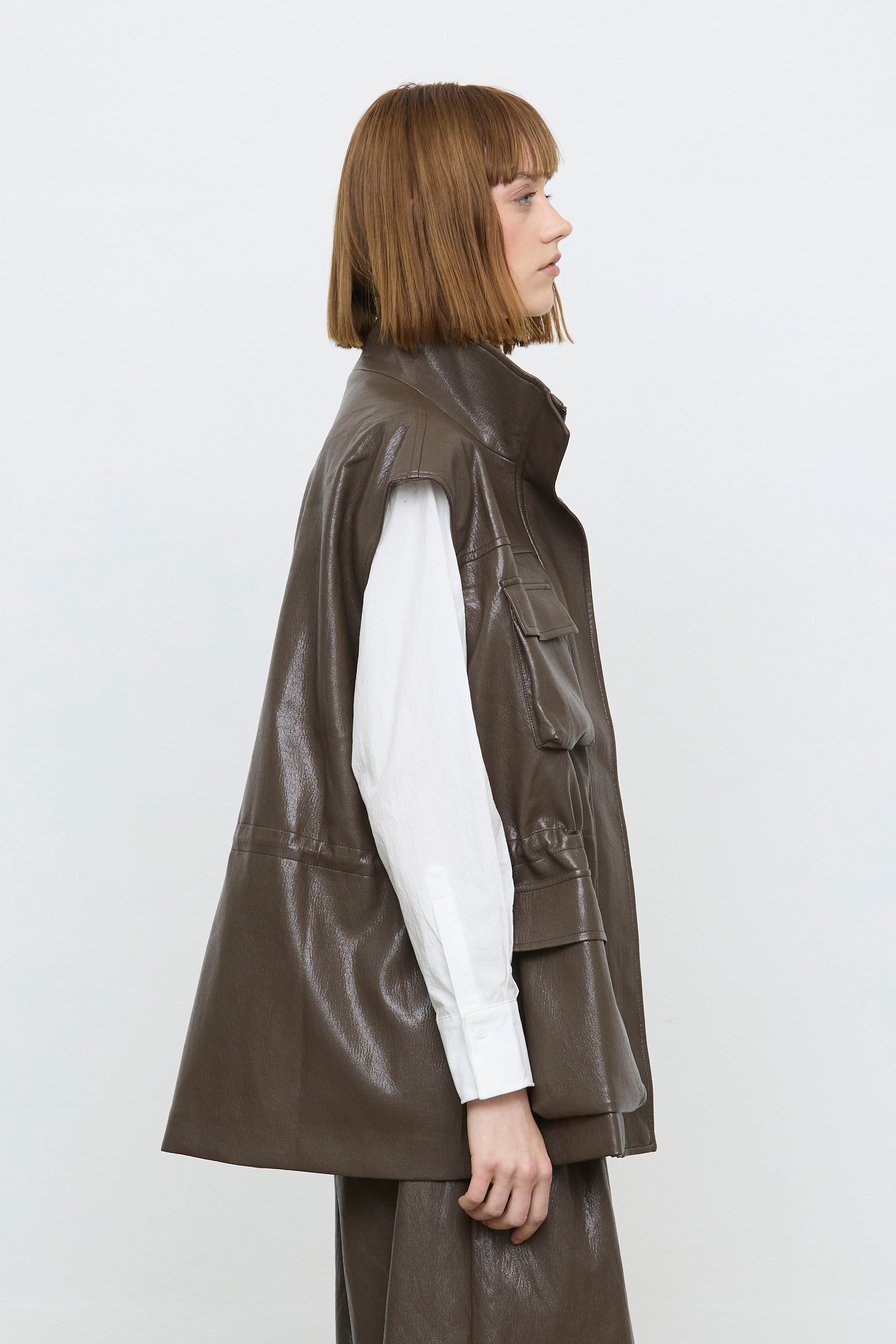EFW260168 VEST