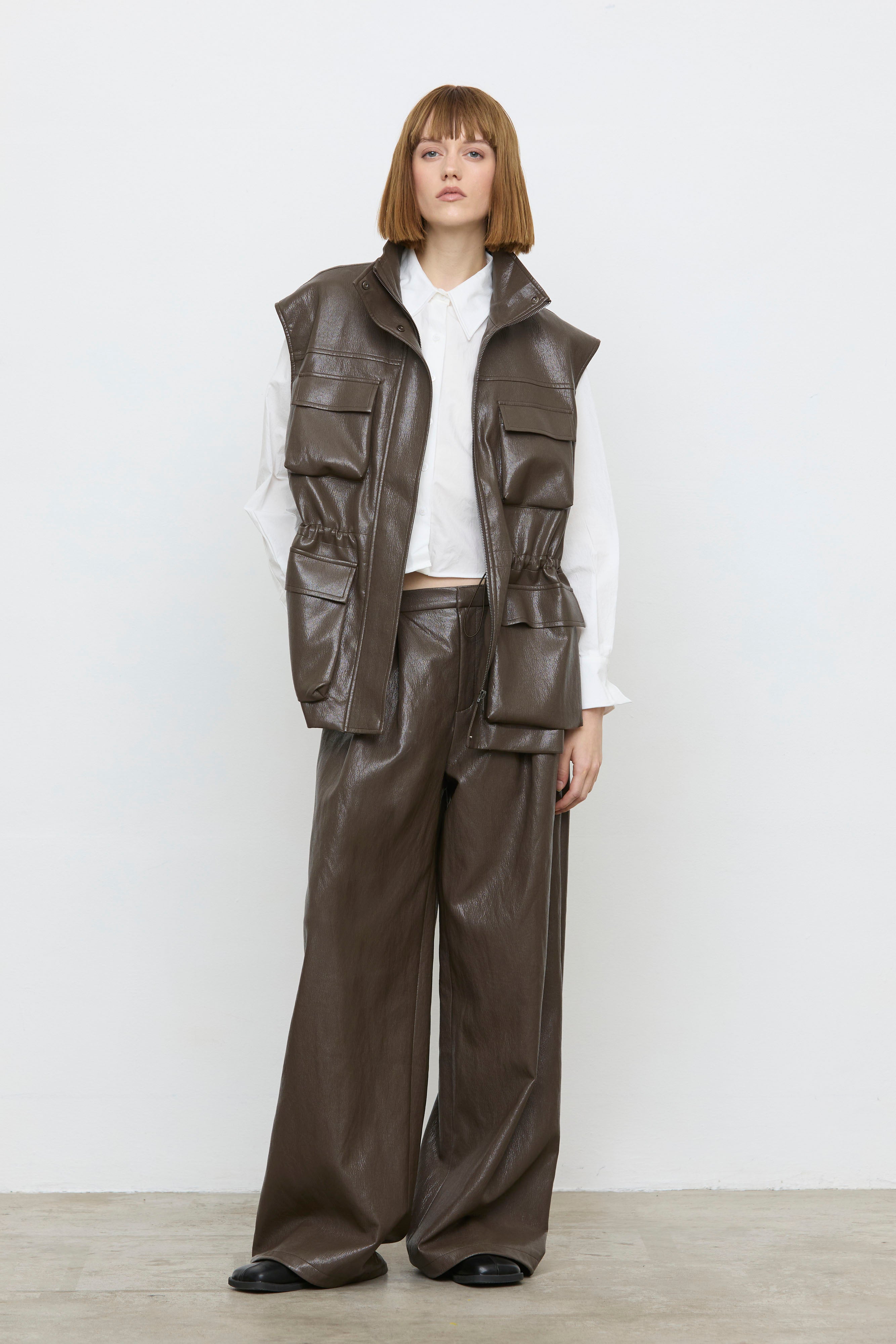 EFW260168 VEST