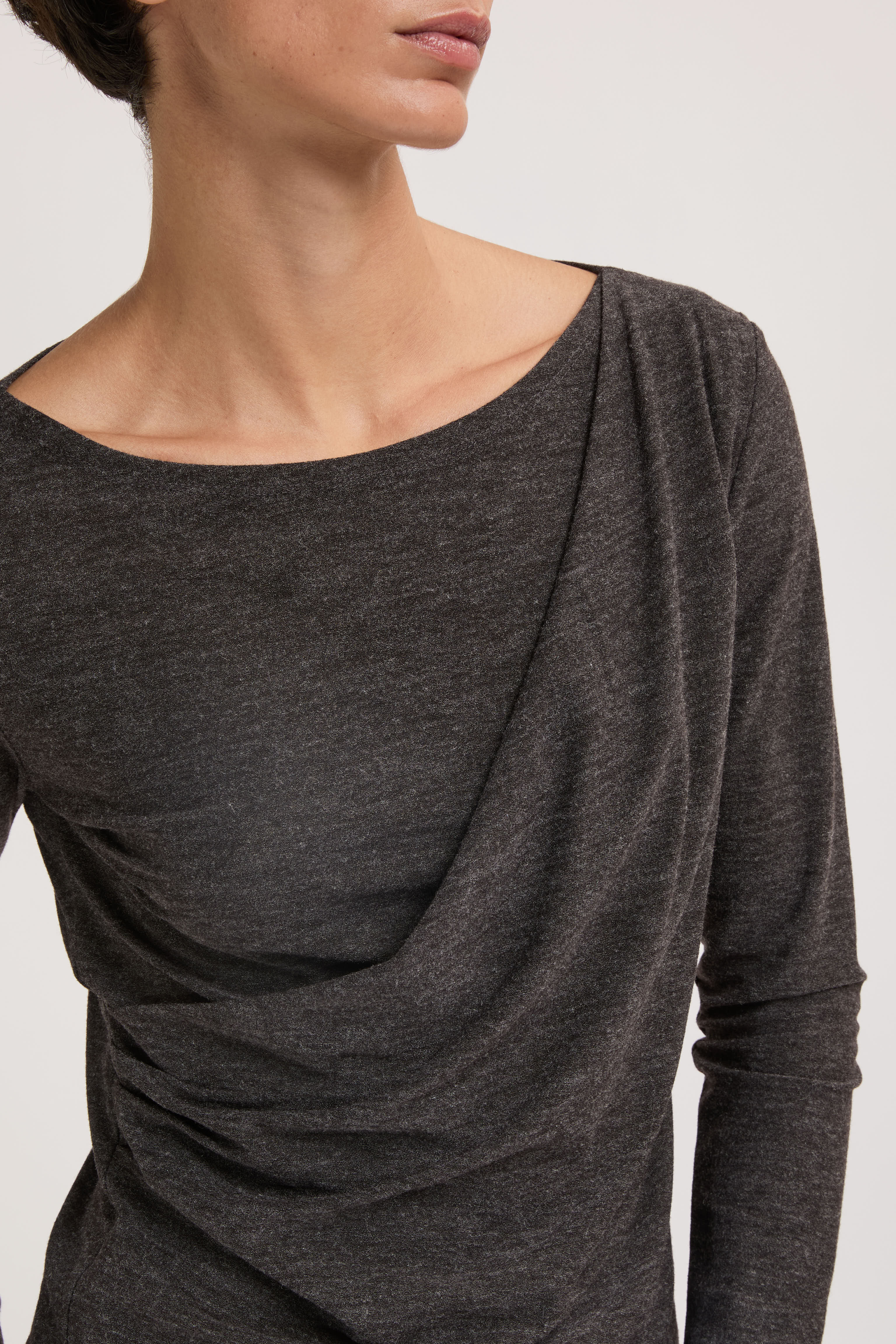 EFW260234 TOP