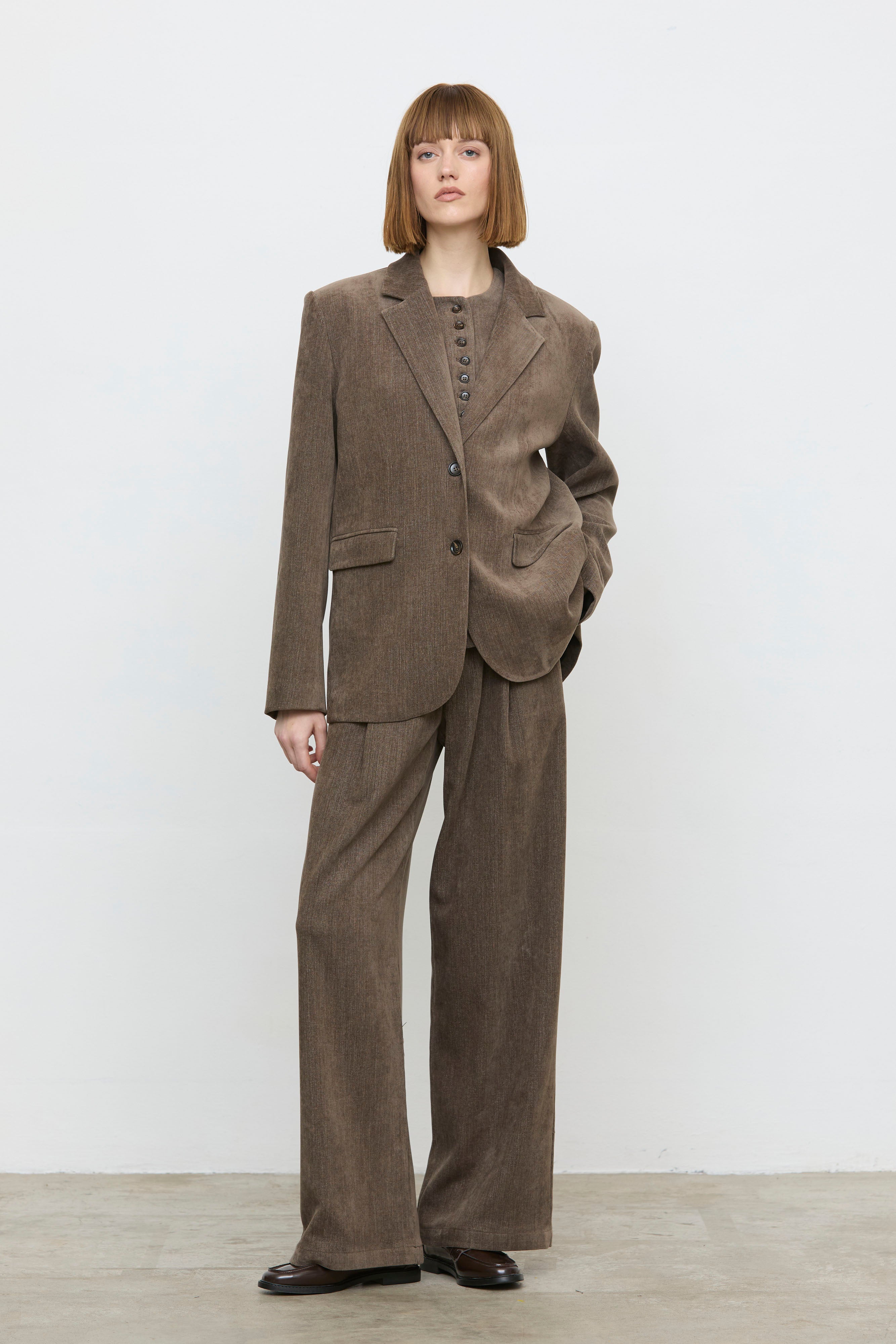 EFW260258 BLAZER