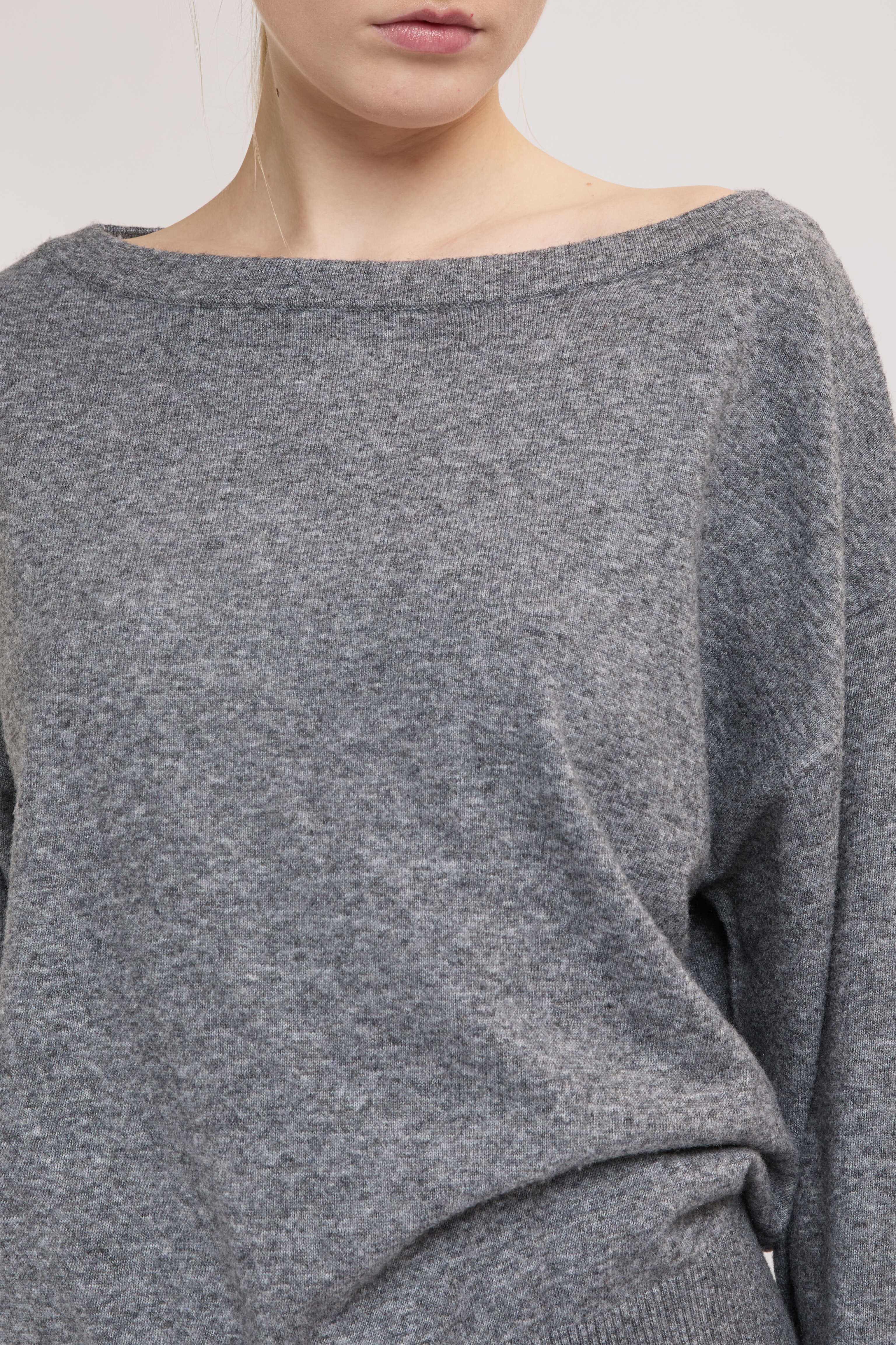 EFWY260010 KNITWEAR