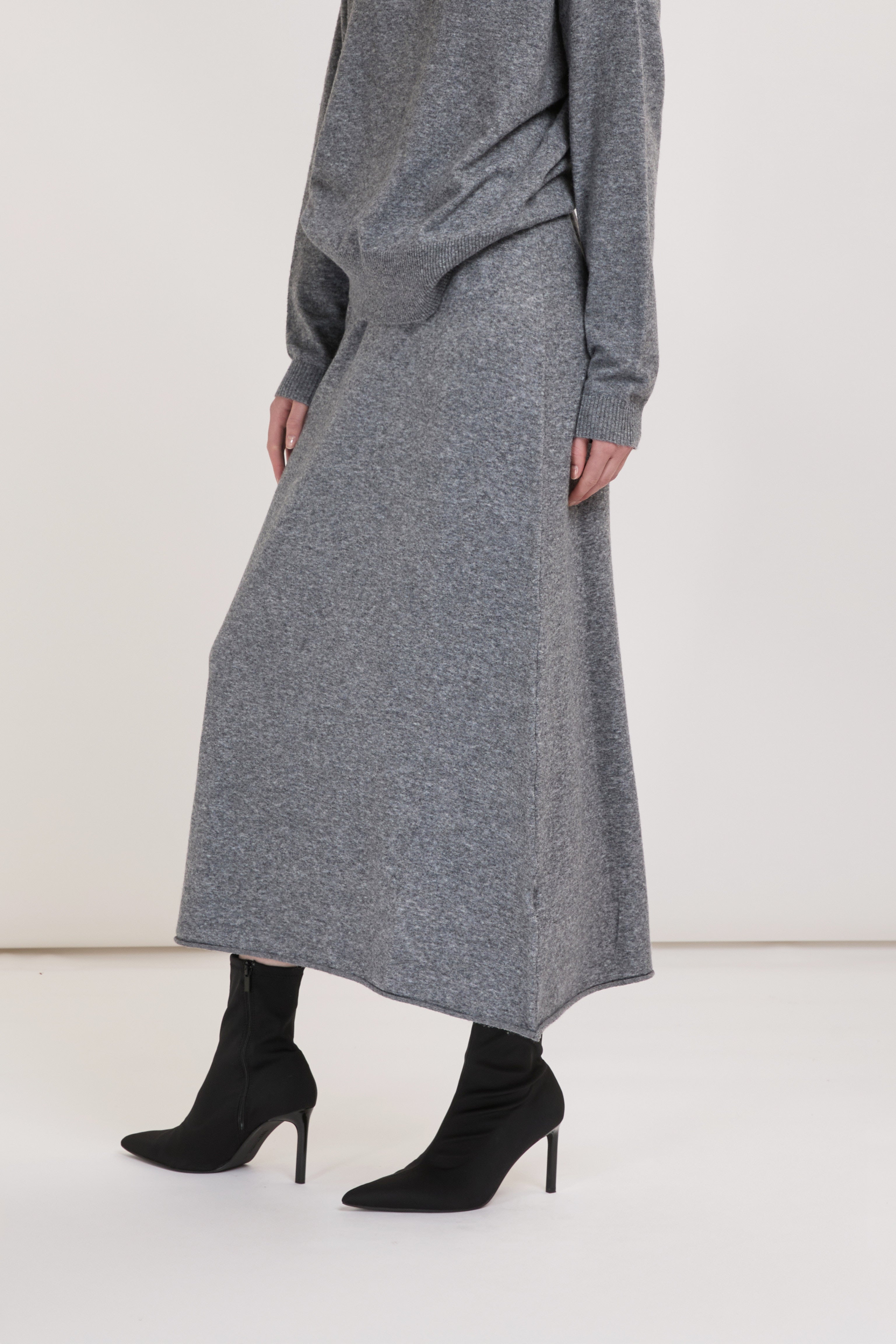 EFWY260011 SKIRT