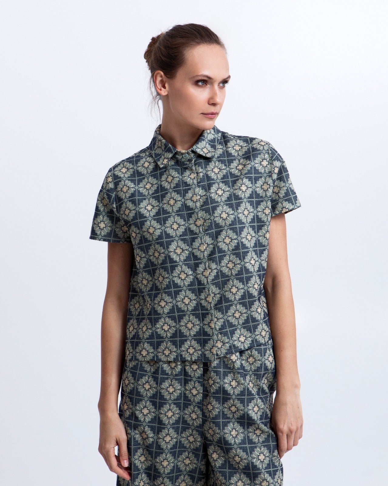 SHIRT DAISY BACK PLEAT 100% LINEN 2015056