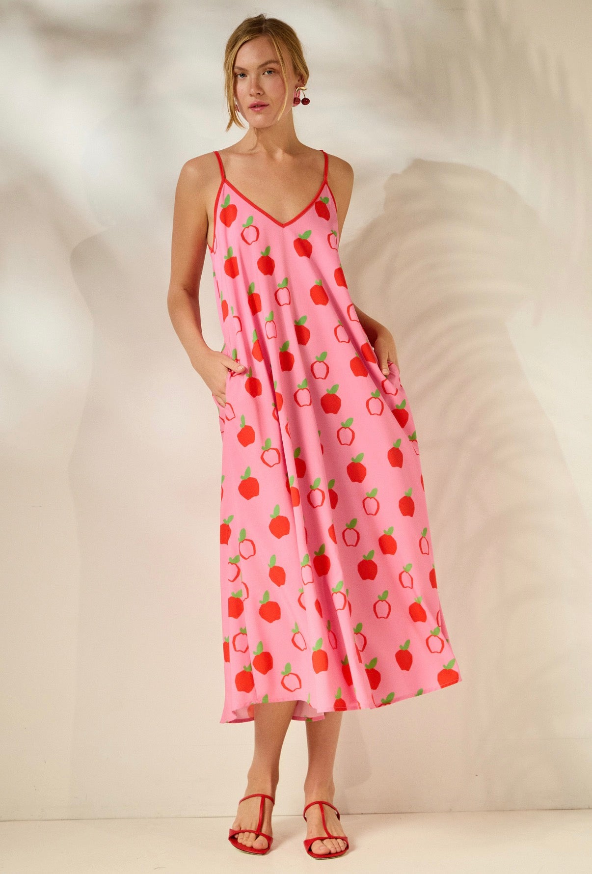 ‘ALIKI’ MIDI DRESS (PINK/APPLES)