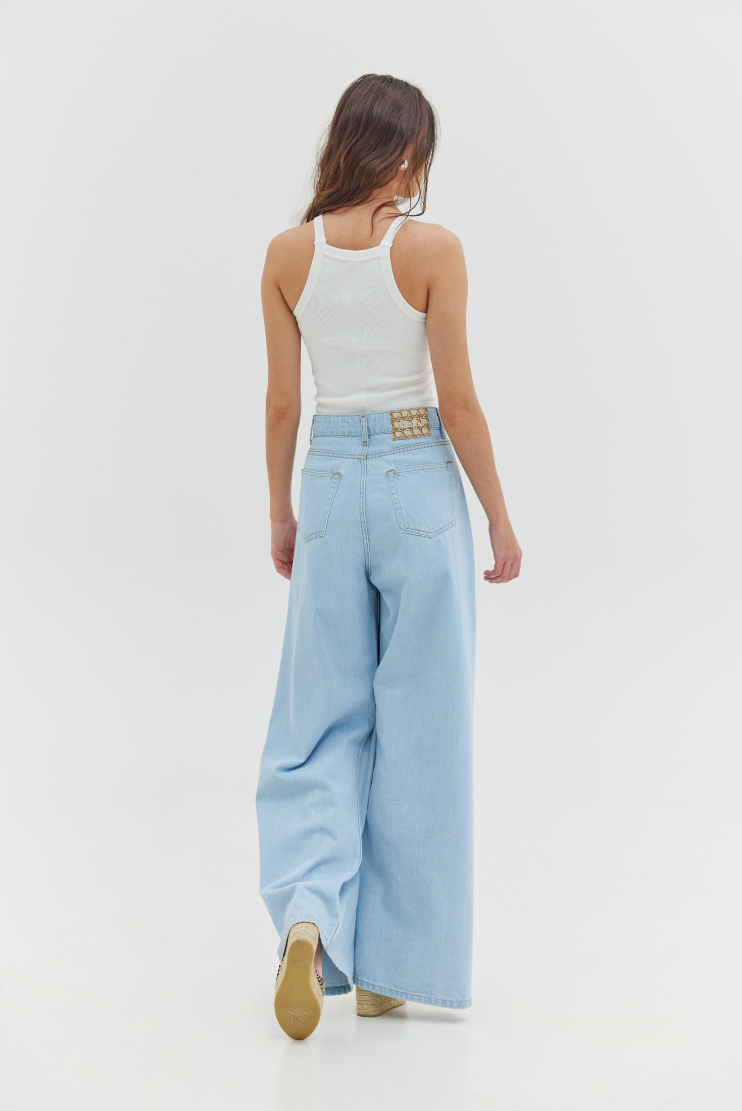 Salem Denim Pants (Extra light blue wash)