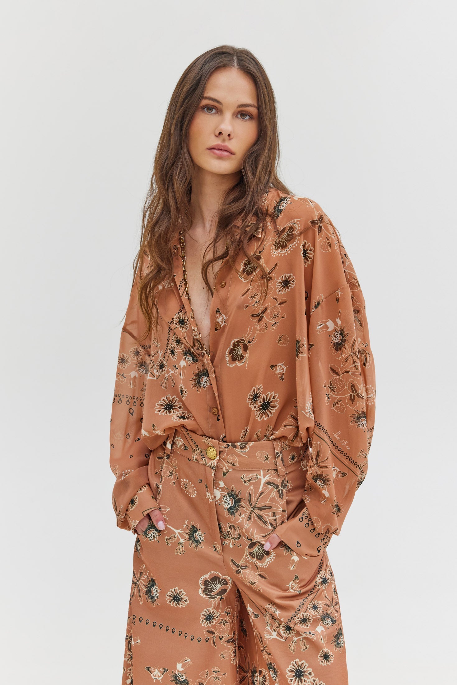 Heather Shirt (Milk Chocolate)