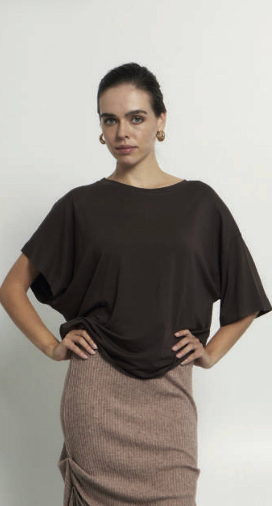 W26266 ASYMMETRICAL SHORTSLEEVE TOP