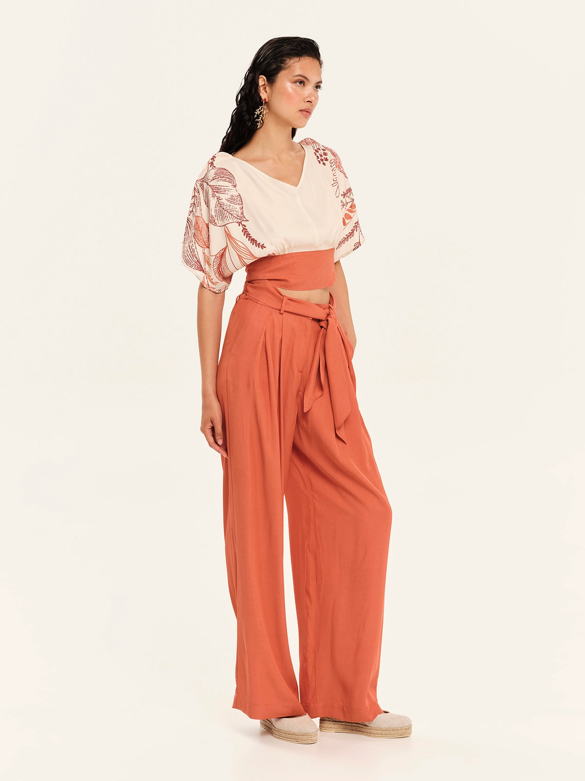 Top with Back Tie – Oriental Blossoms S26423
