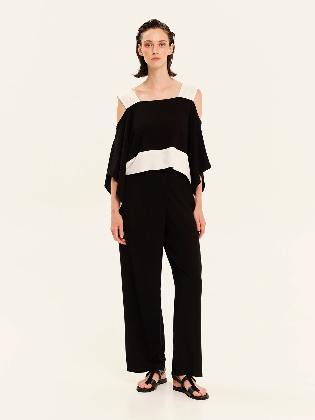 S26458 Oversized Top – Dimensional Play