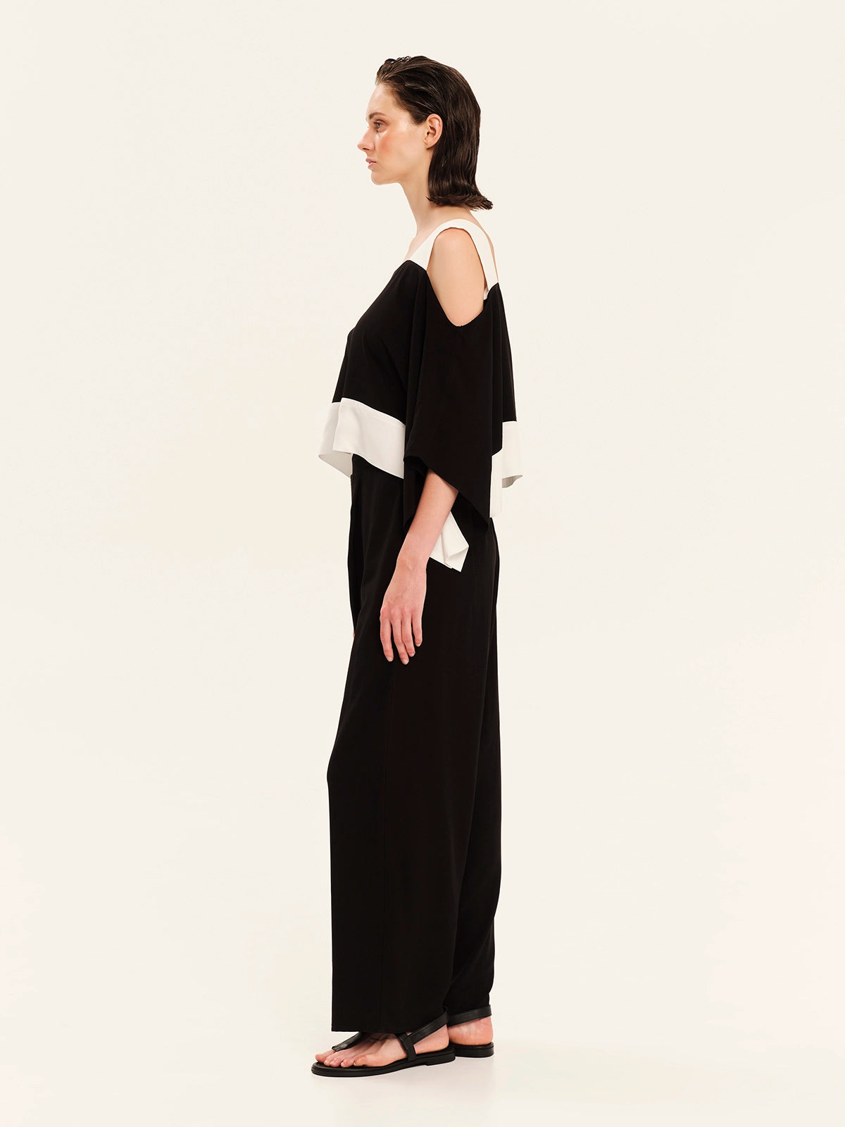 S26458 Oversized Top – Dimensional Play