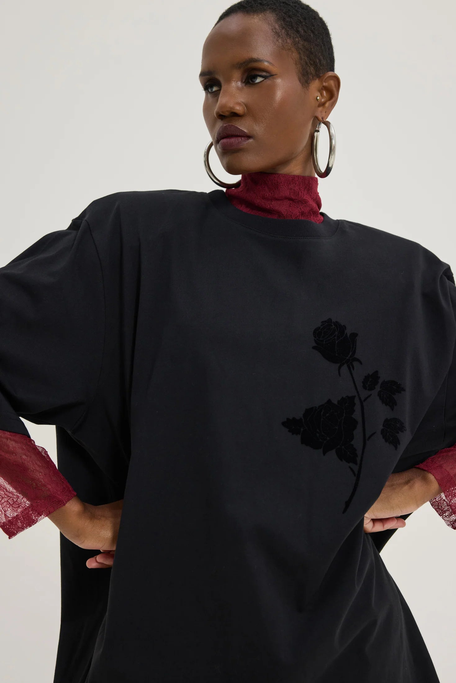 Sahara Flower T-shirt (Black)