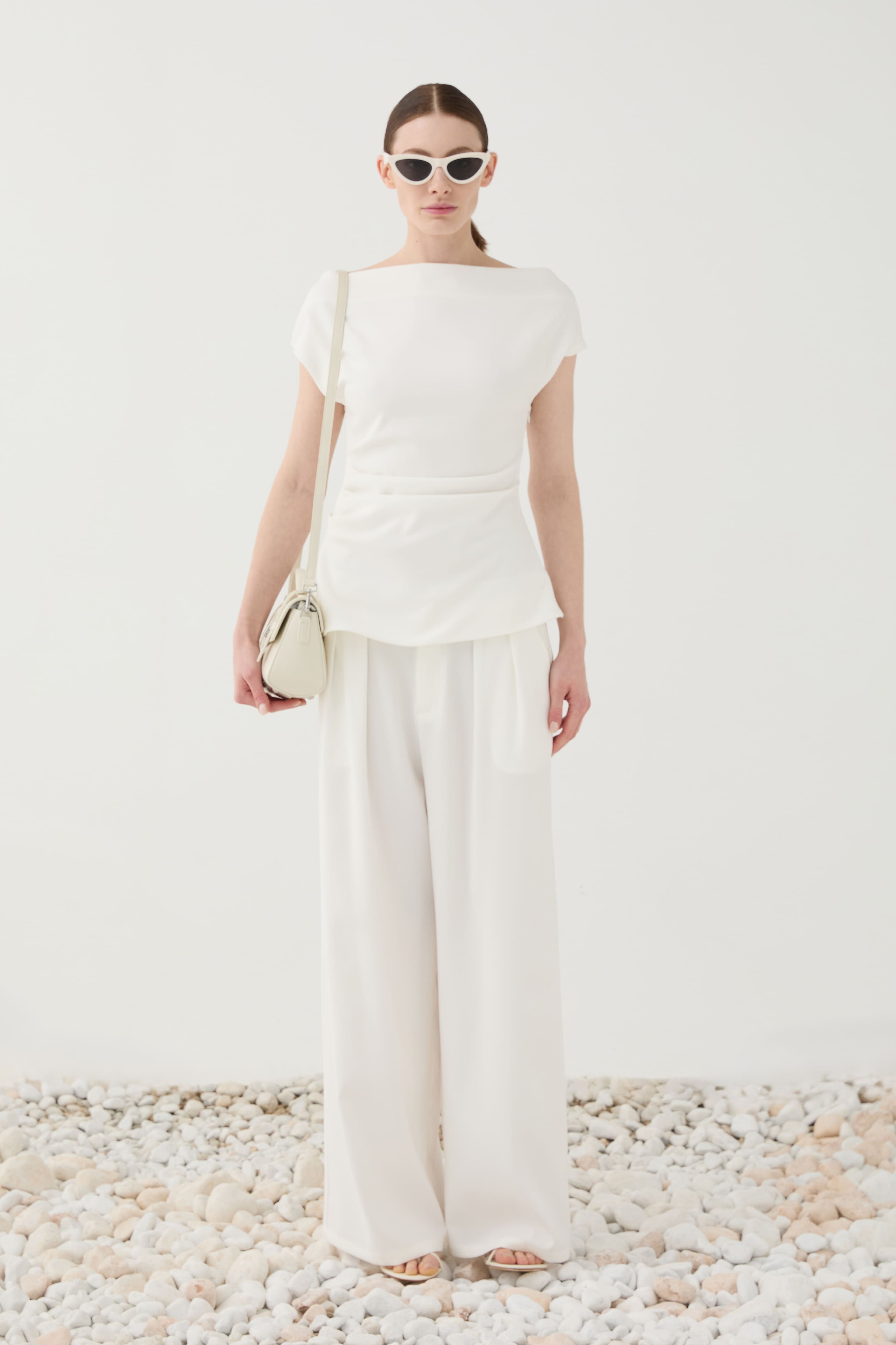 SS260083 TOP
