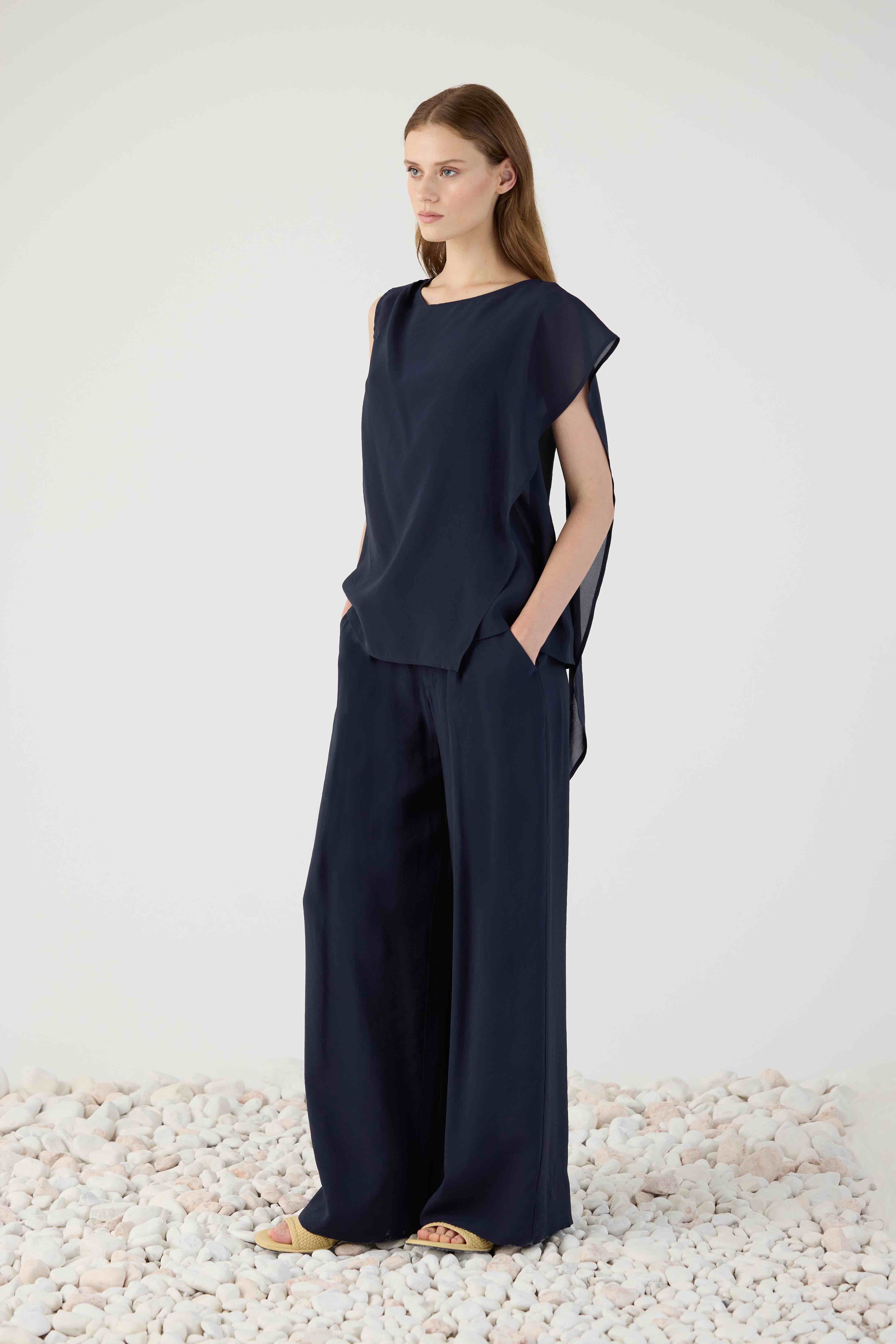 SS260169 TOP