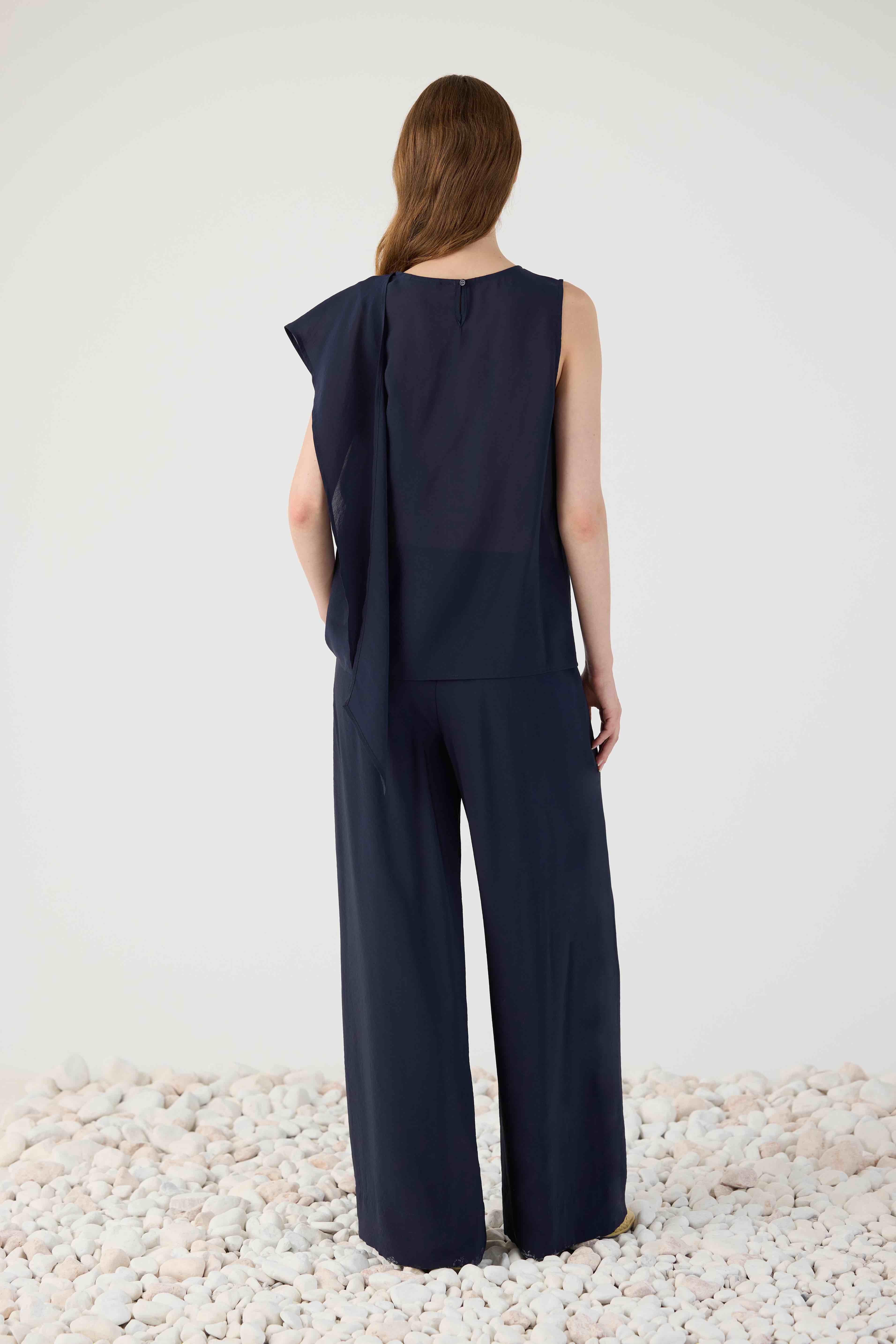 SS260169 TOP