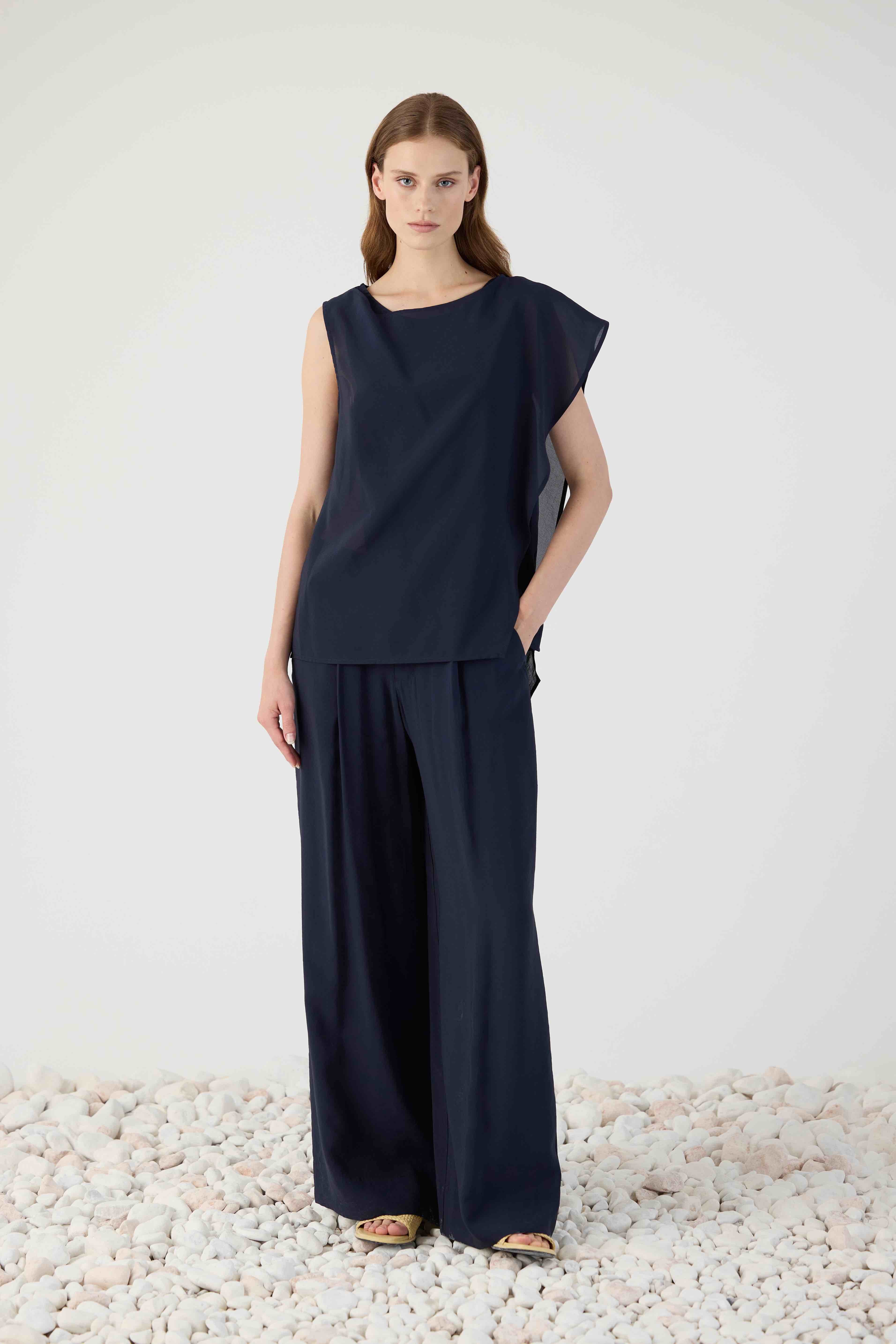 SS260169 TOP