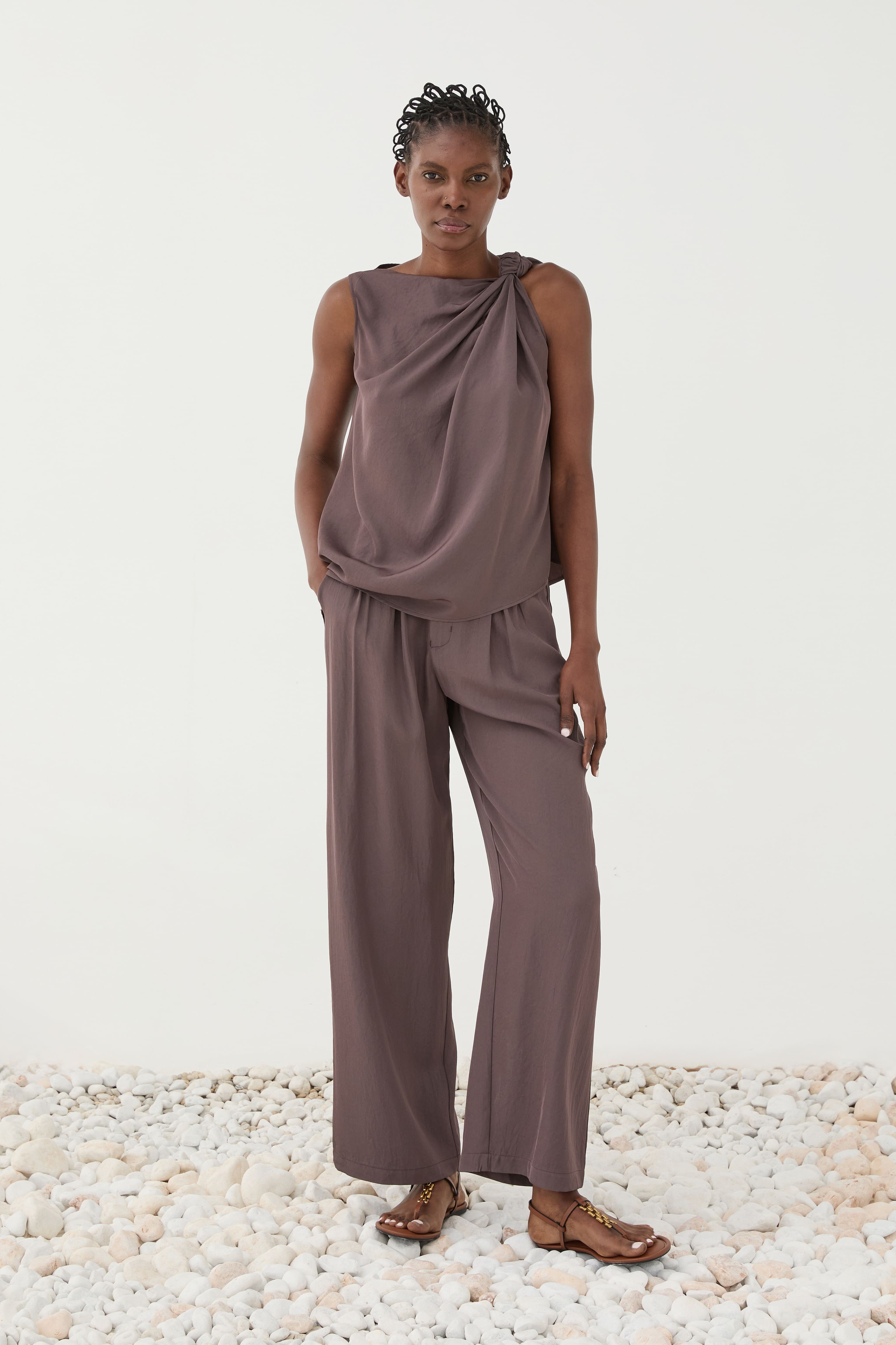 SS260234 TOP