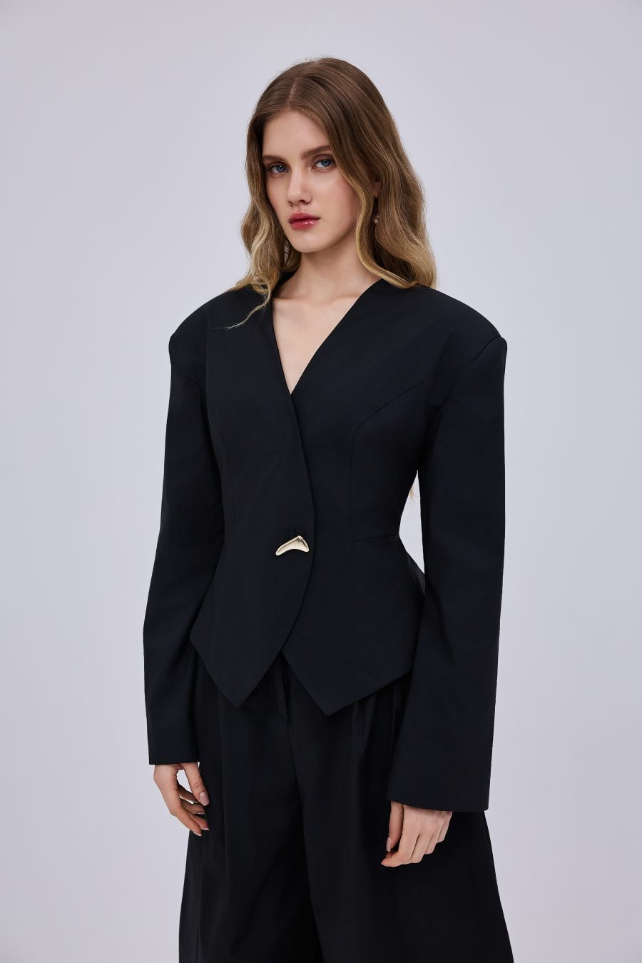 Lana Black Blazer