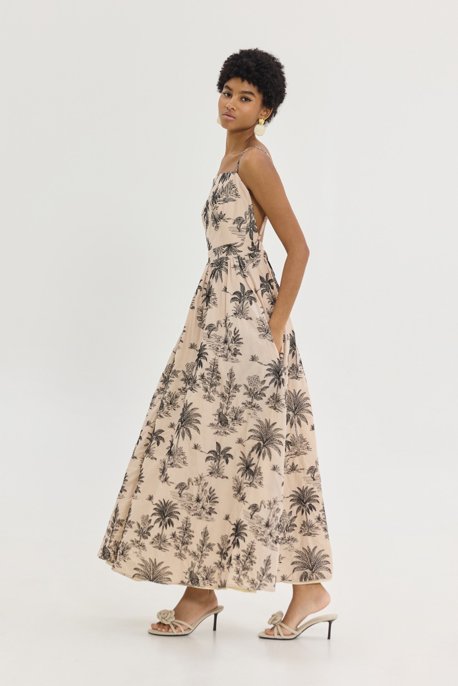 Mary Dress (Beige)