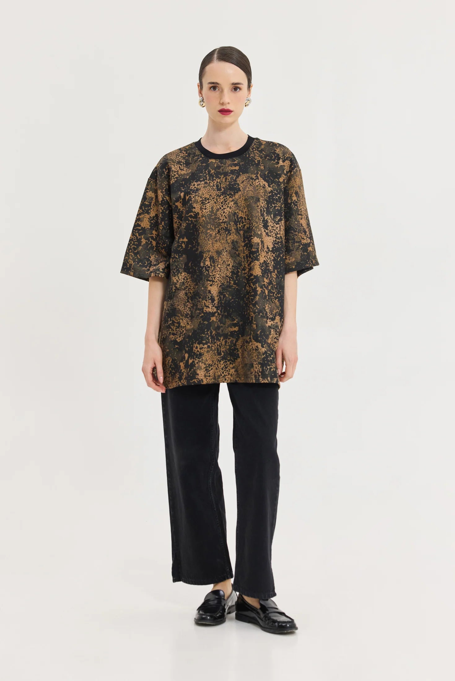 Cheetah T-Shirt (Born from dreams)
